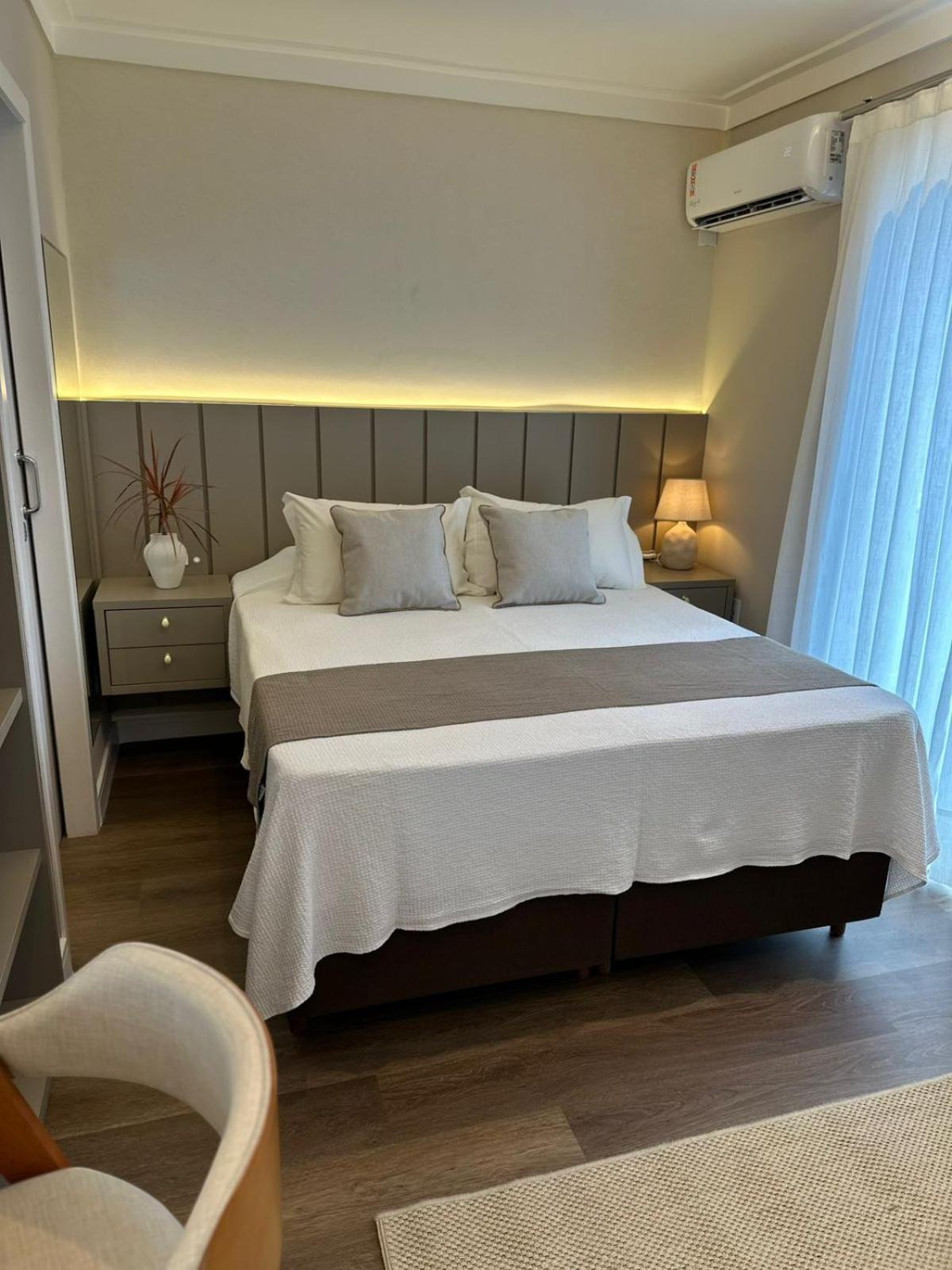 Quarto Duplo Deluxe com Banheira