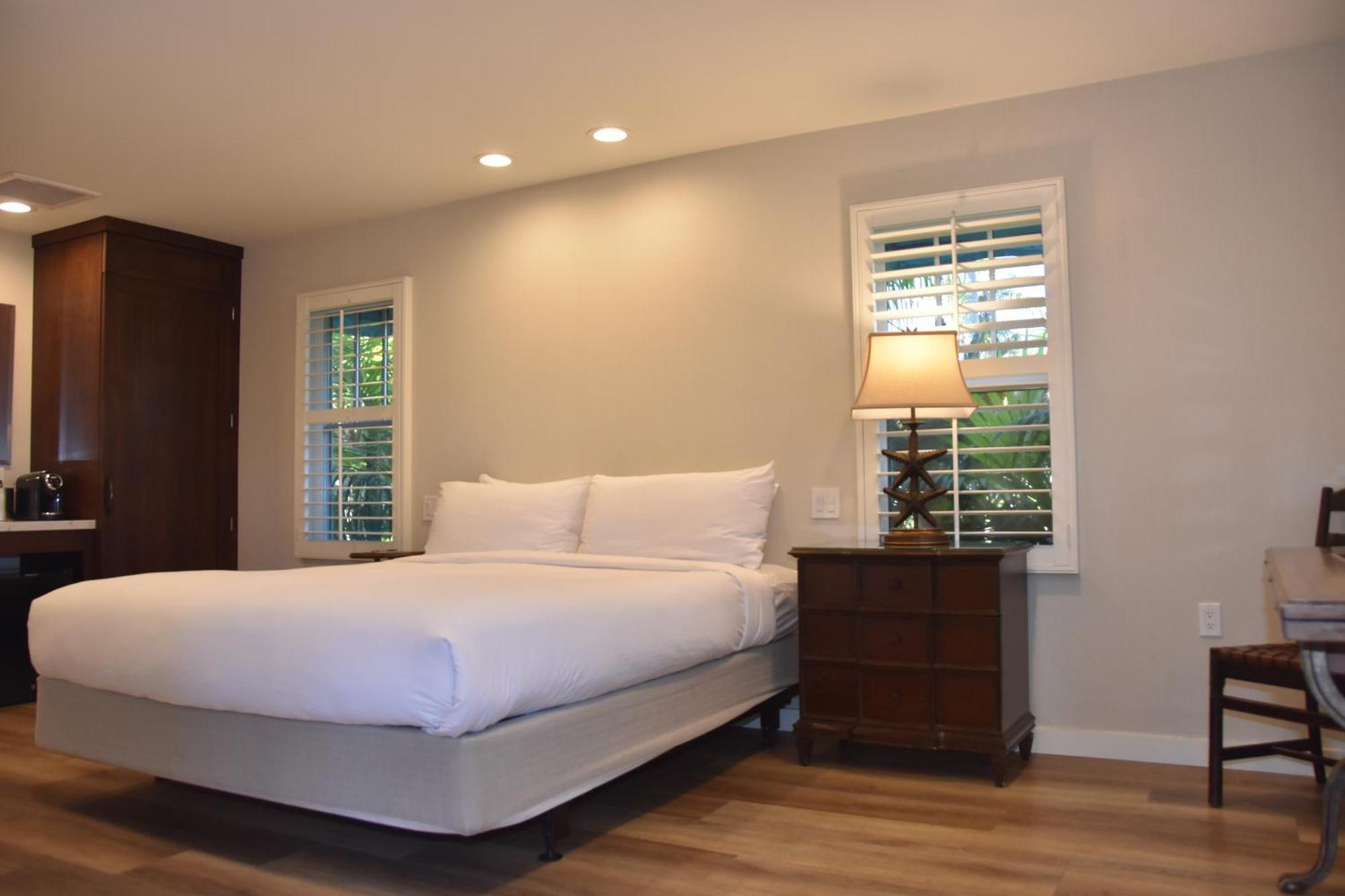 Executive King Accessible Room