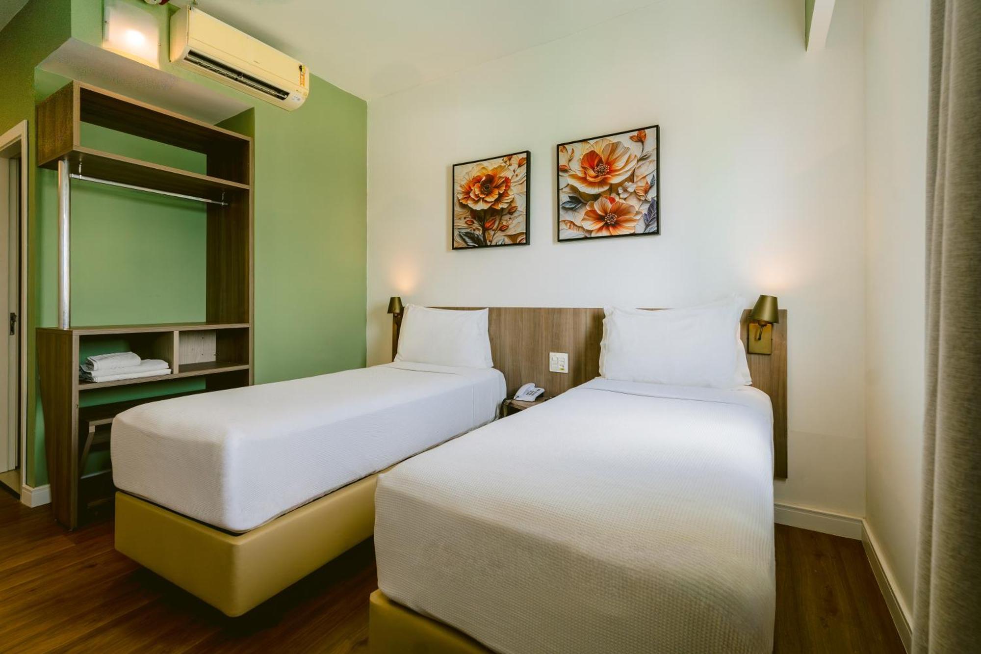 Standard Twin Room,1742954133:JPEG