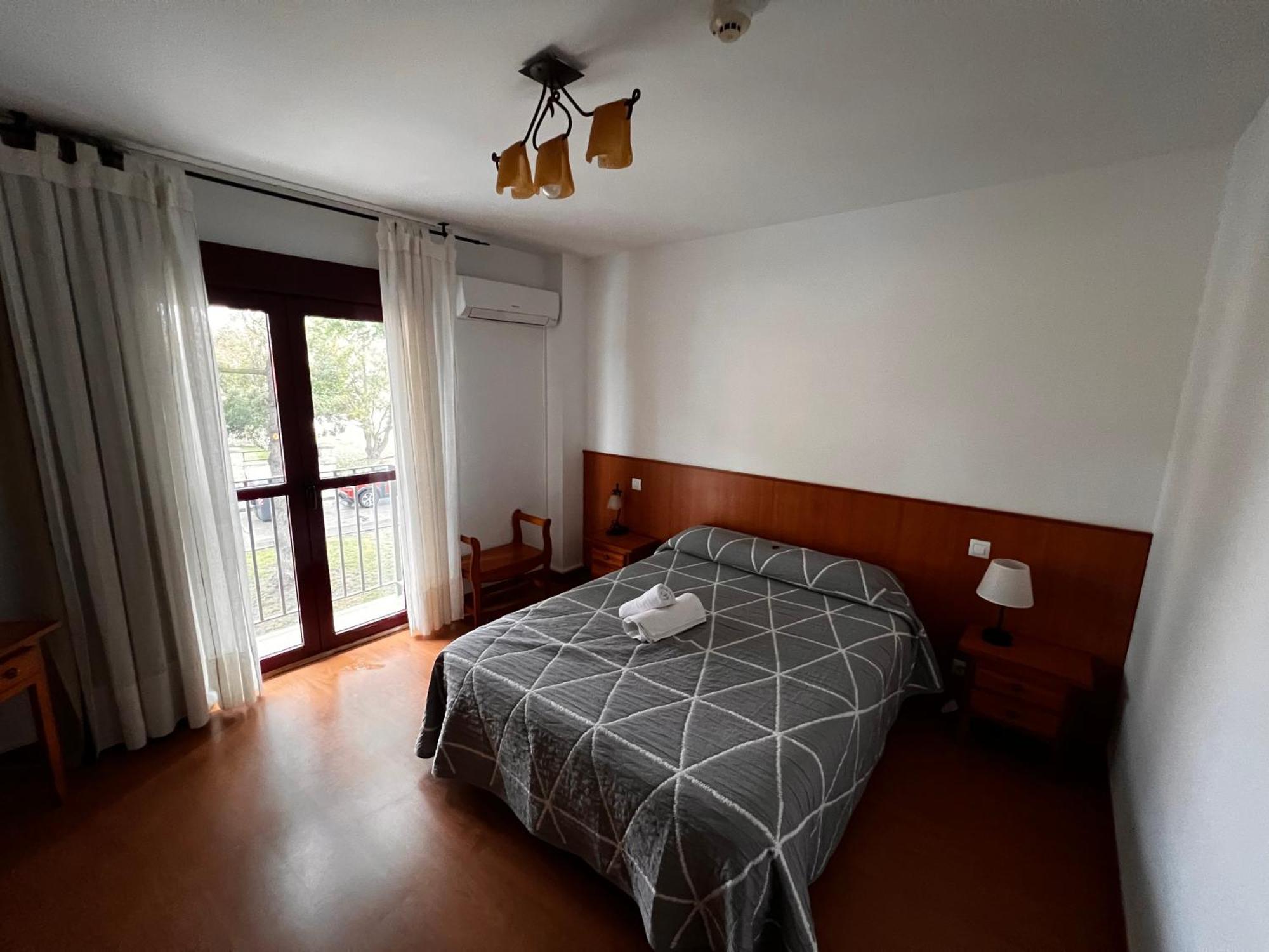 Queen Room with Balcony,1742967565:JPEG