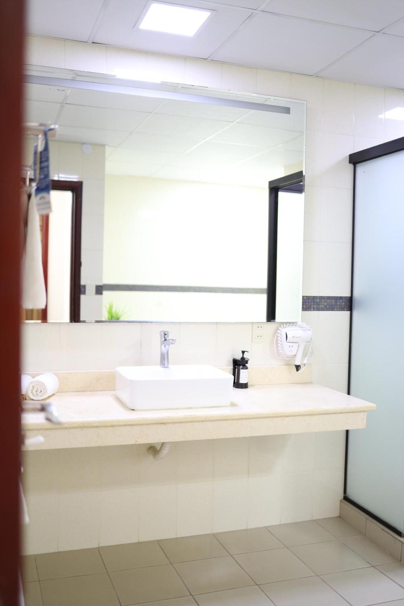 Suíte Deluxe com Banheira de Hidromassagem