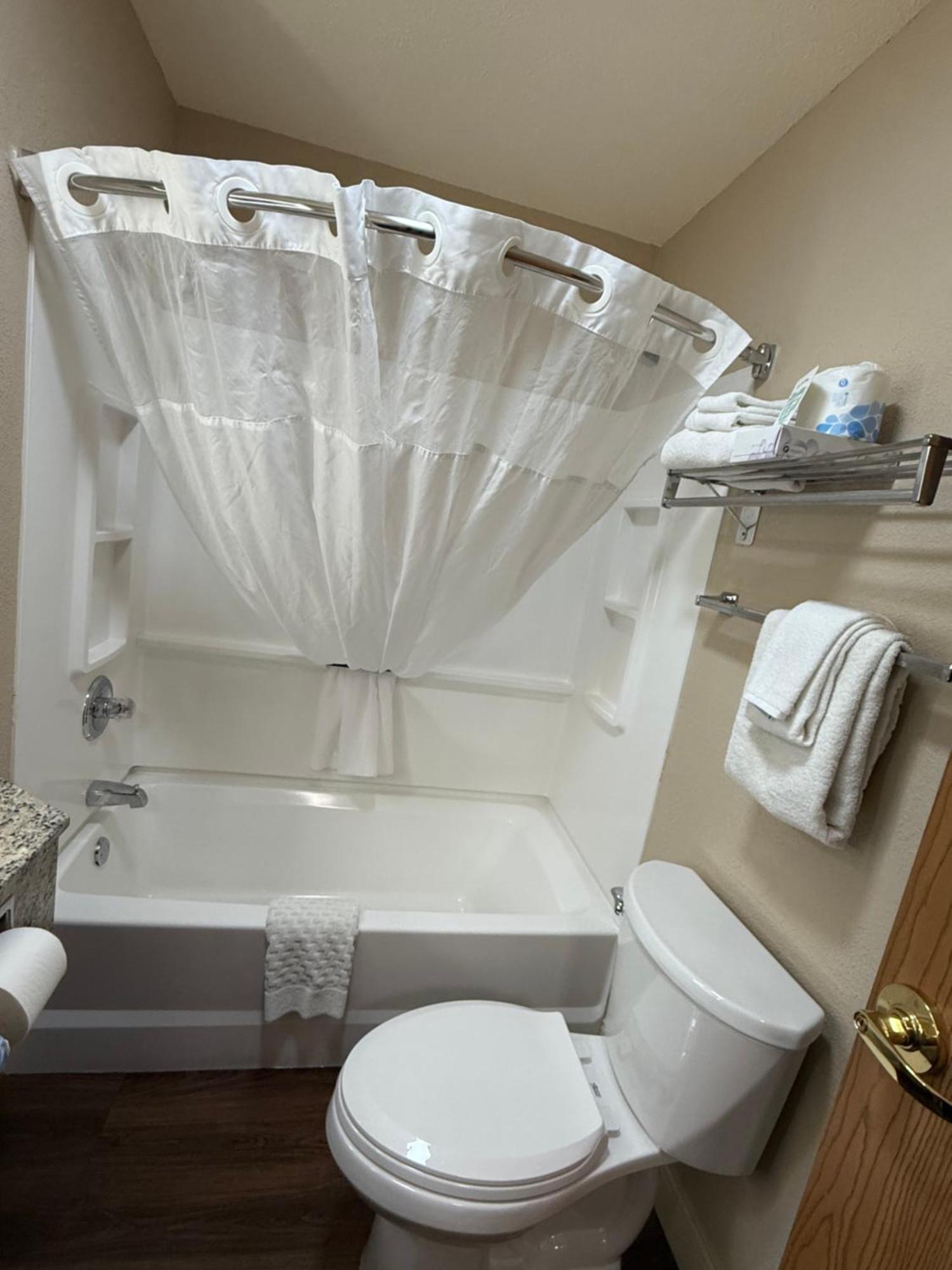 King Suite with Sofa Bed - Non-Smoking