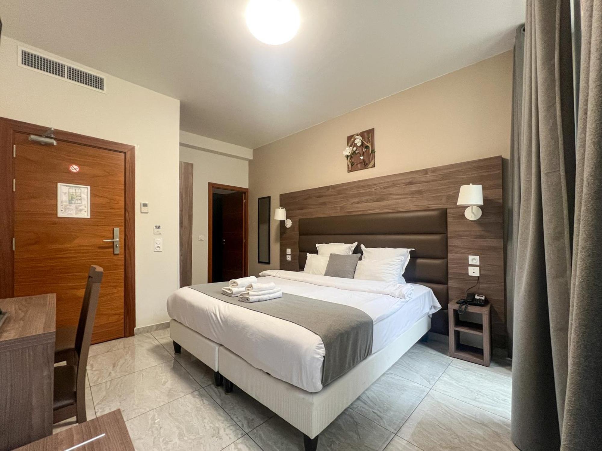 Superior Double Room,1743576801:JPEG