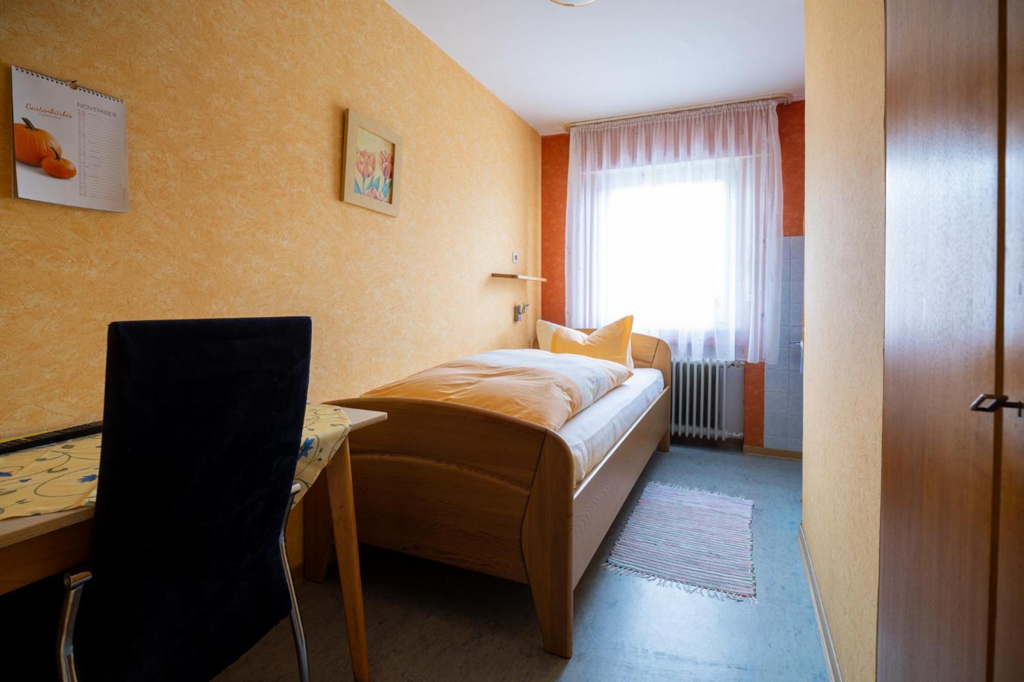Einzelzimmer mit Bad
