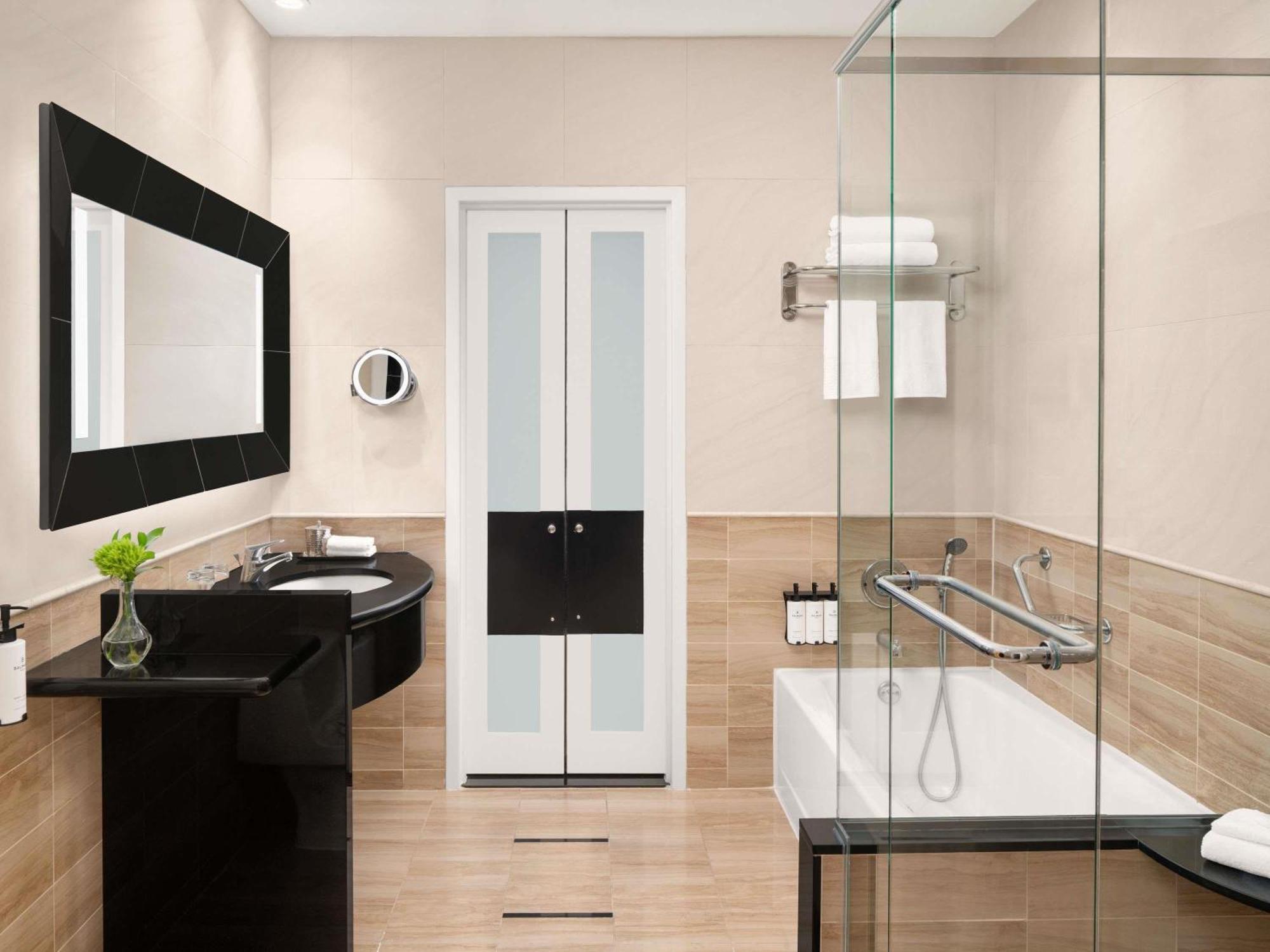 Suite Lit King-Size Prestige 1 Chambre avec Canapé-Lit
