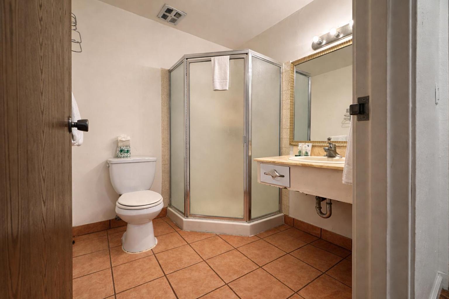 Double Room - Non-Smoking