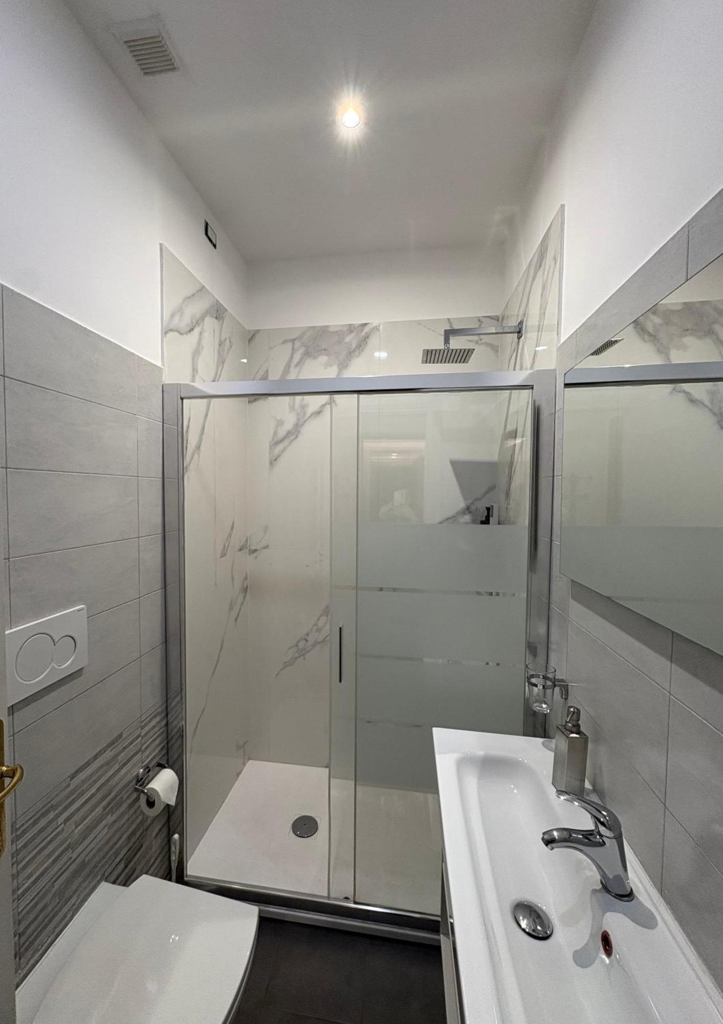 Quarto Familiar com Casa de Banho Privativa
