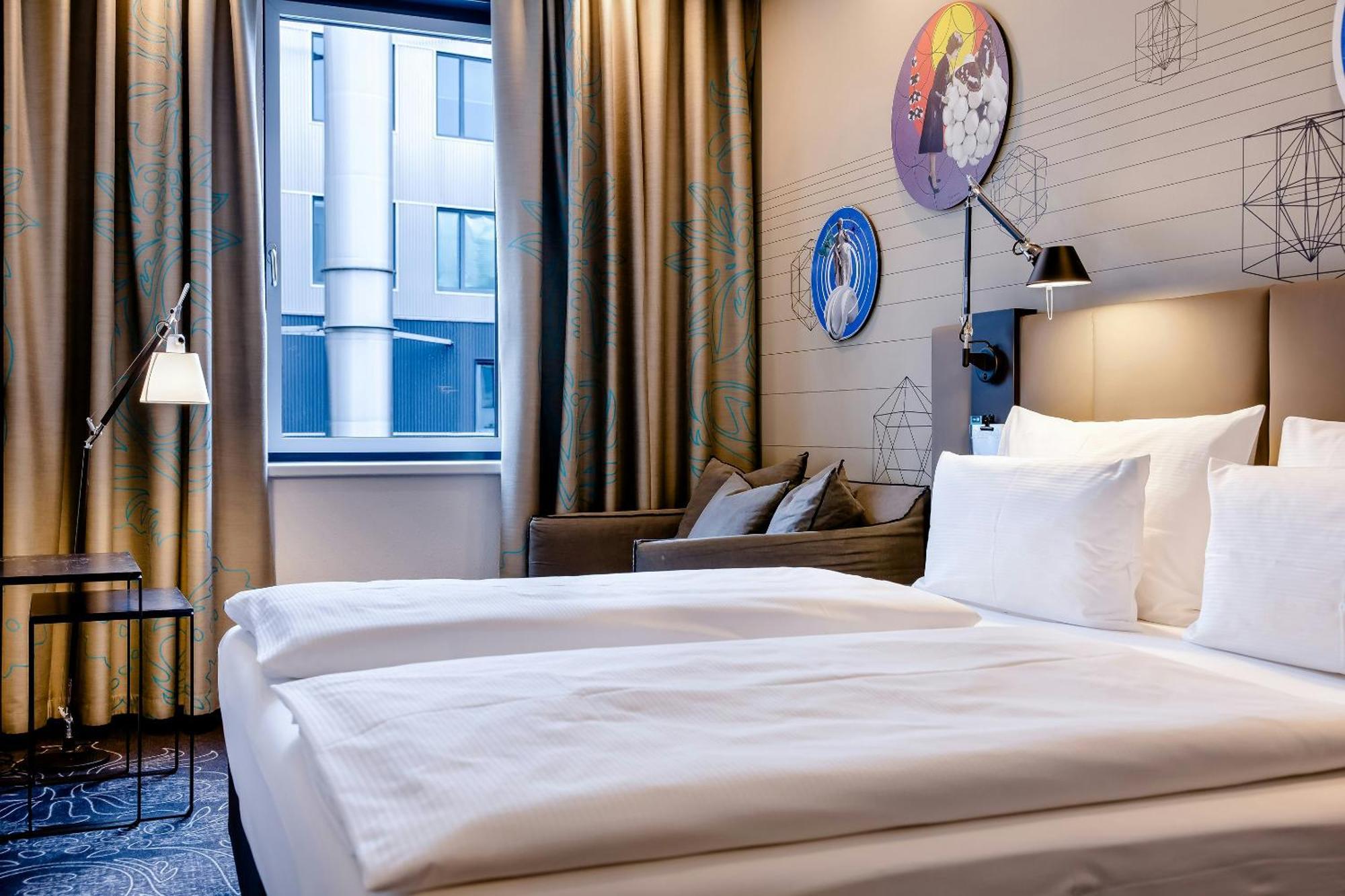 Deluxe Kamer (2 Volwassenen + 1 Kind)