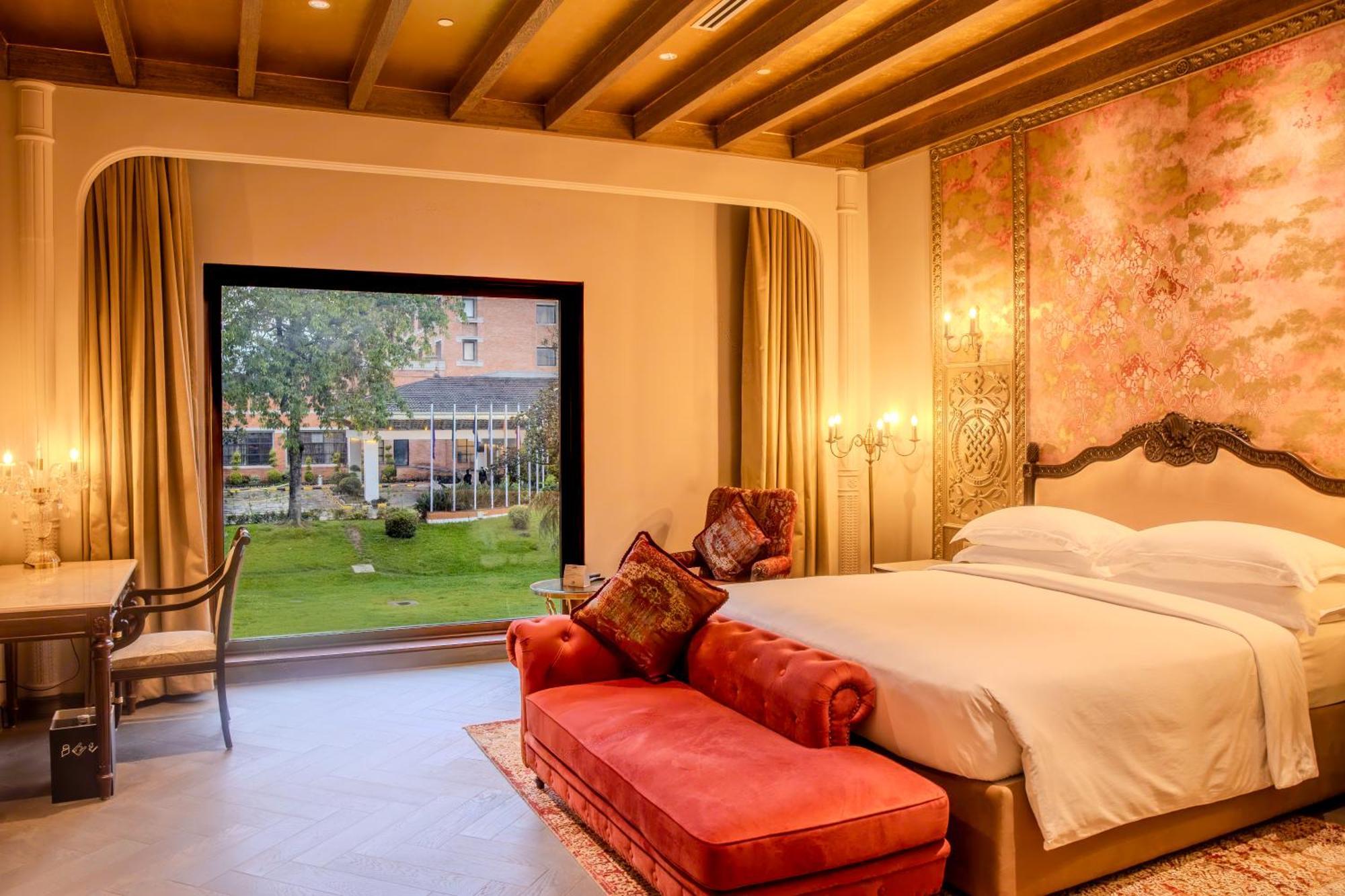 Regal Suite, Club lounge access, Bedroom 1: 1 King, Bedroom 2: 2 Double, Garden view