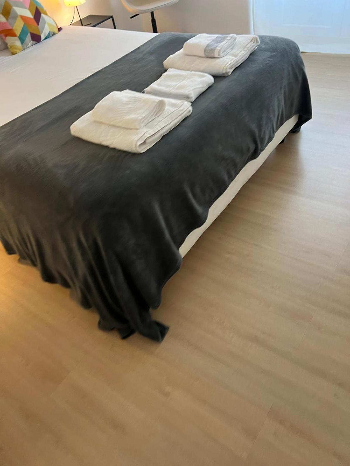 Quarto Duplo com Casa de Banho Partilhada