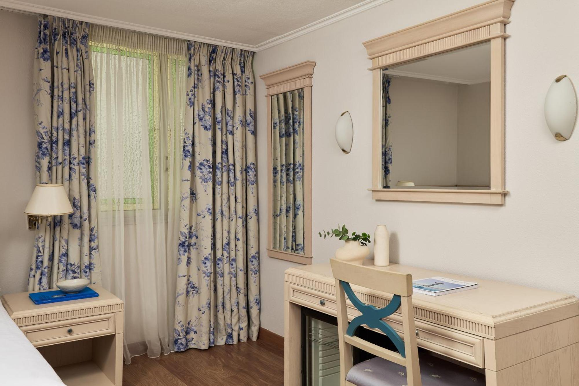 Quarto Individual Standard