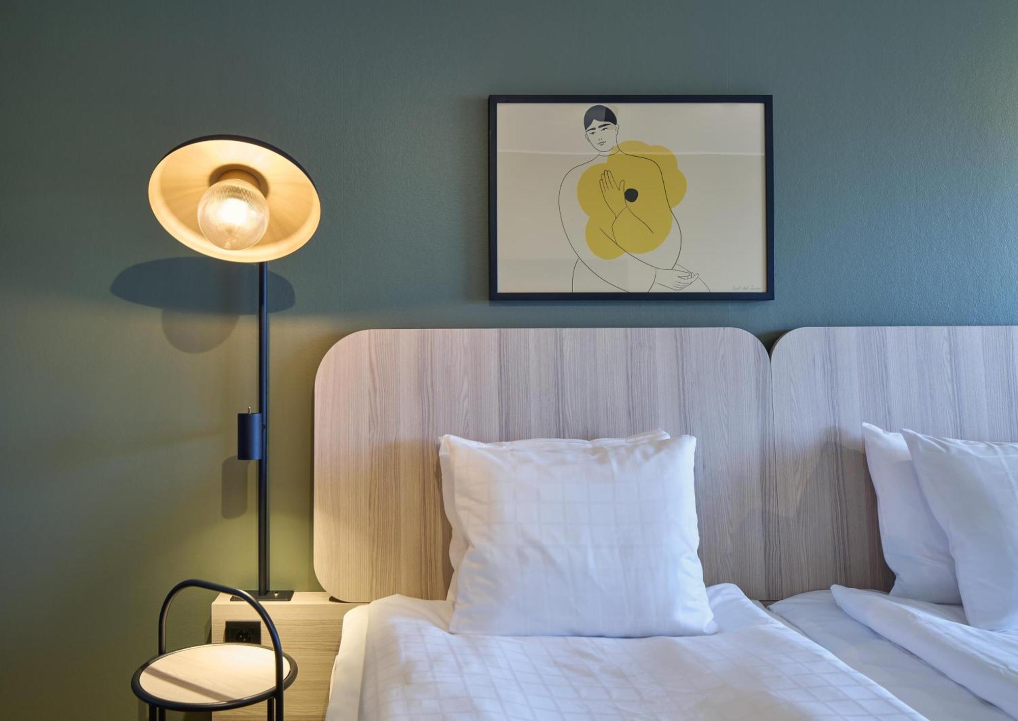 Standard Zimmer mit Kingsize-Bett
