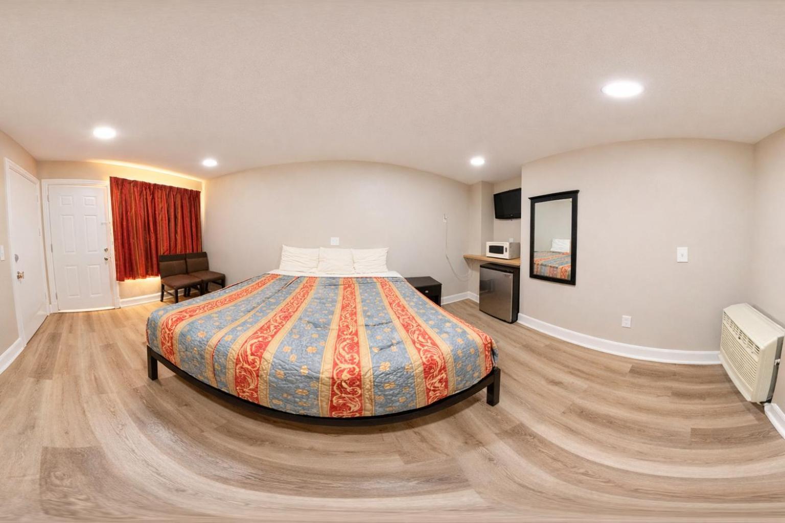 Standard King Room