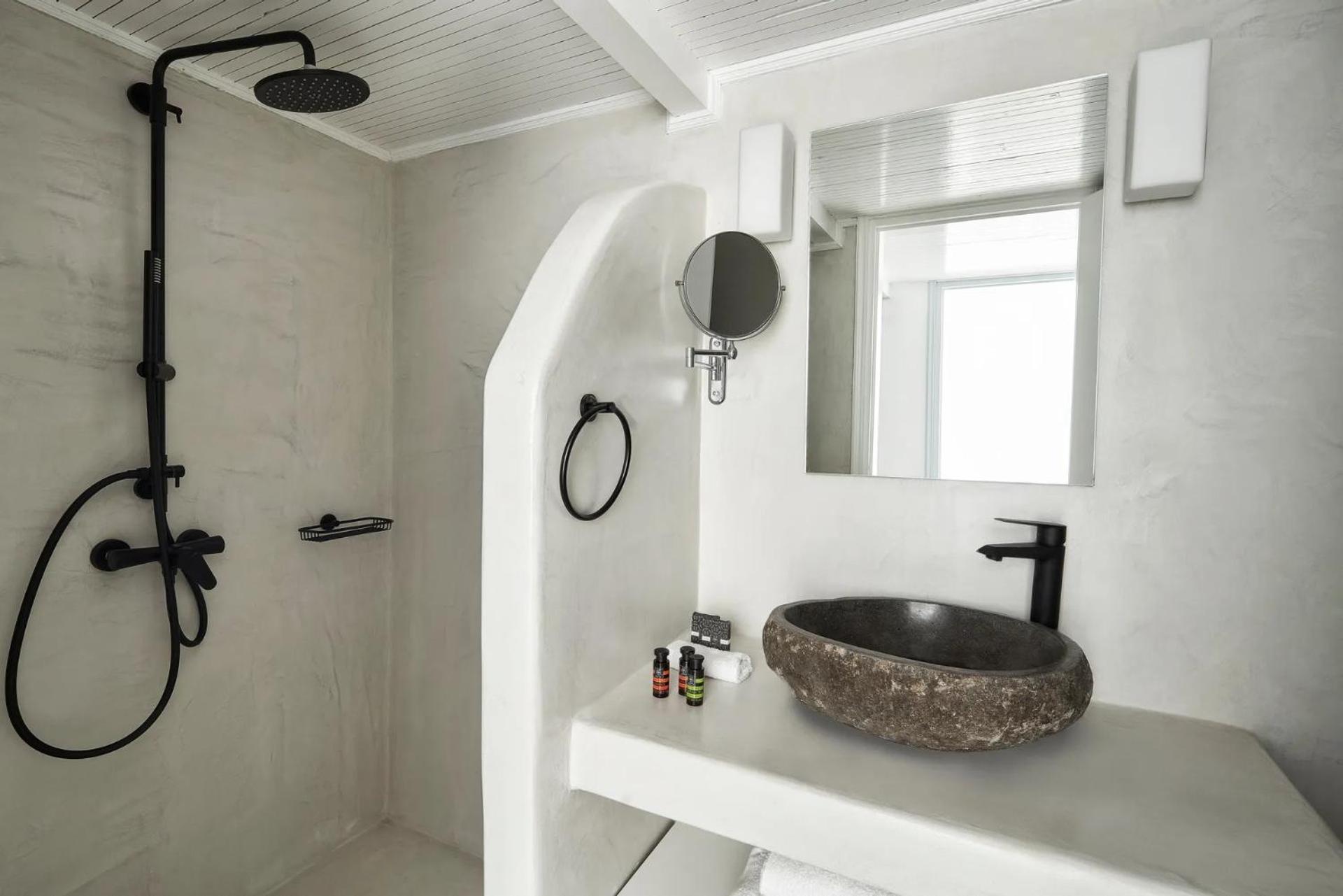Loft Suite with Caldera View
