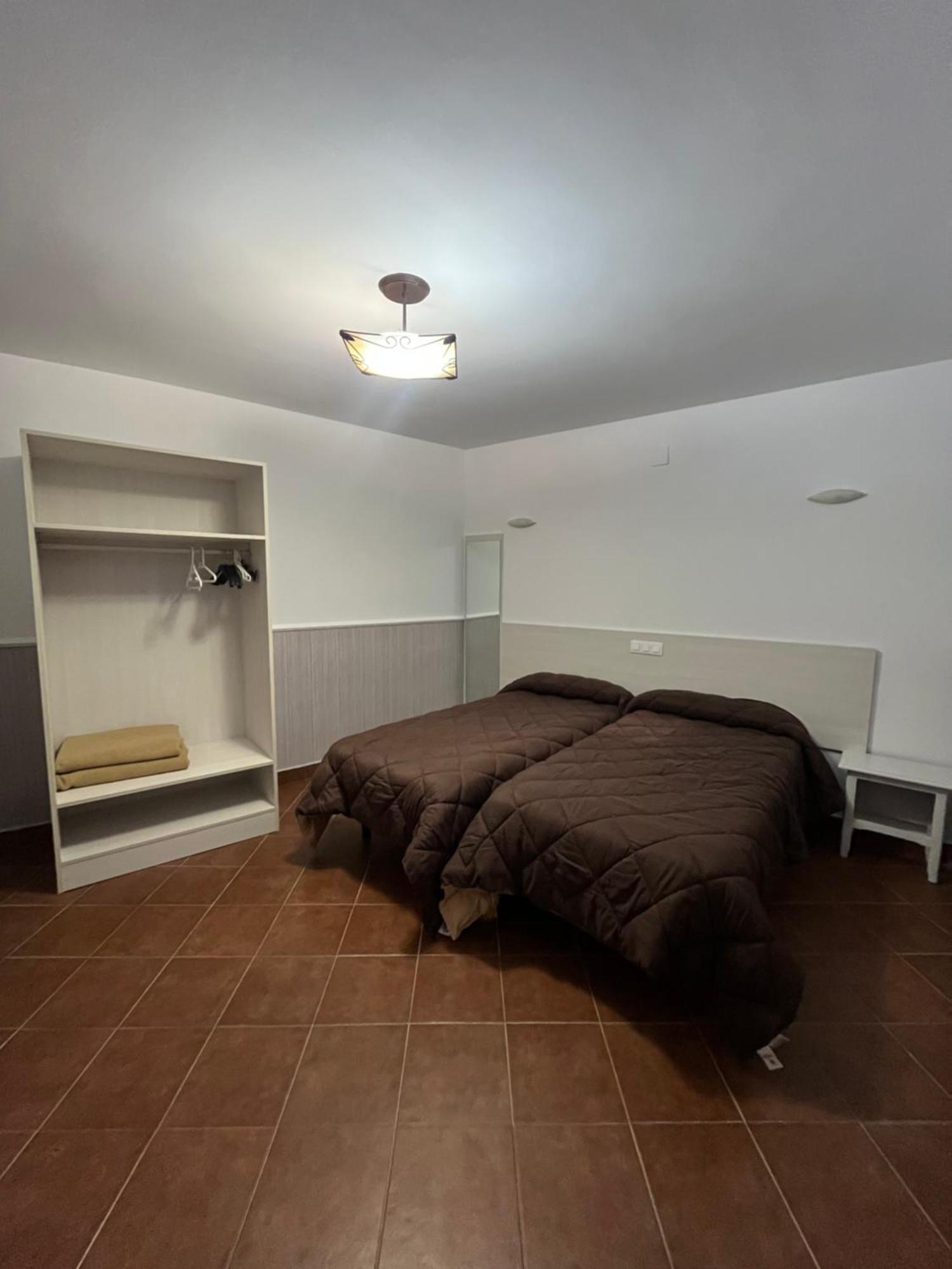 Double Room,1758283853:JPEG