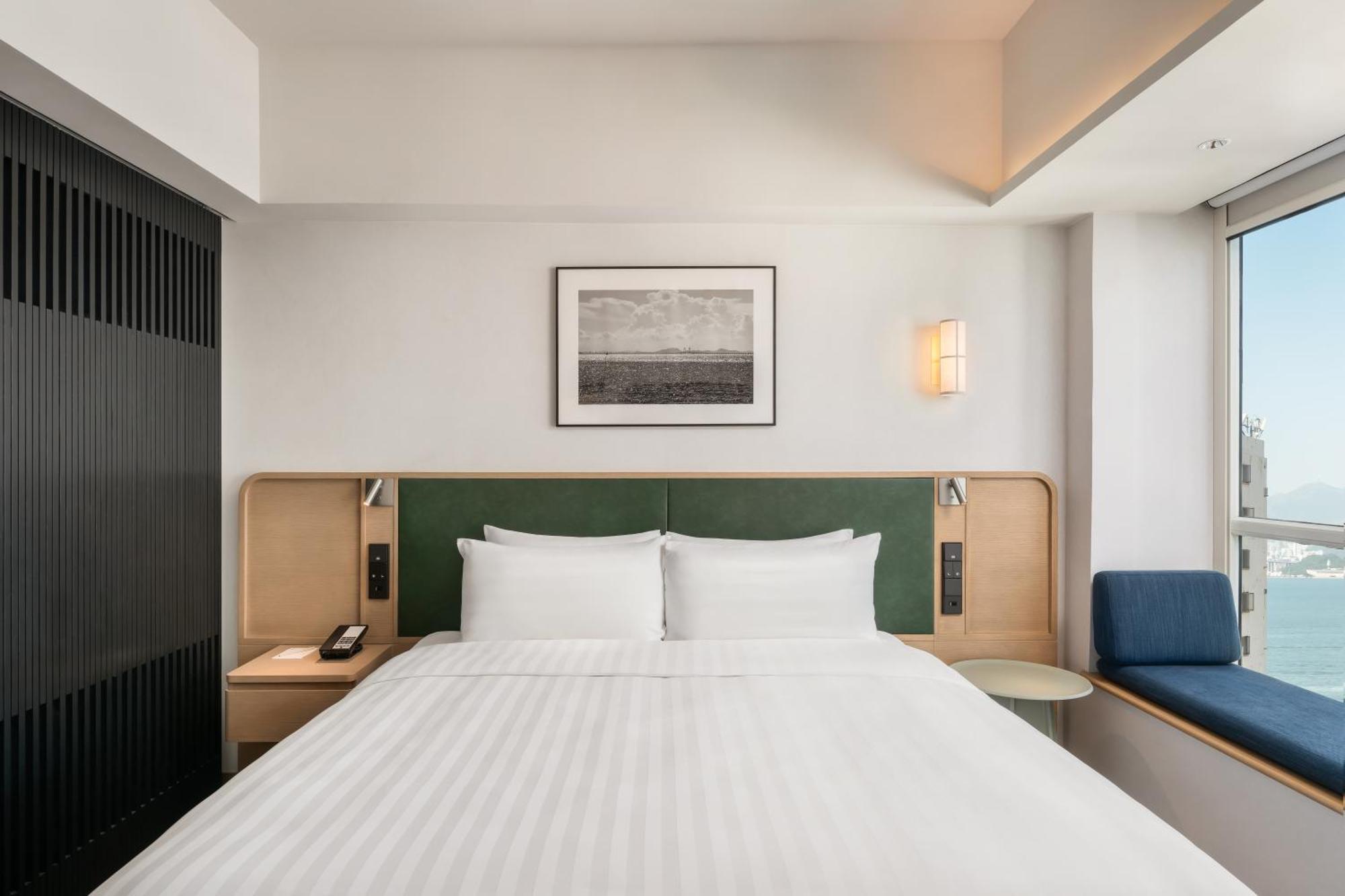 Harbourscape - King Bed