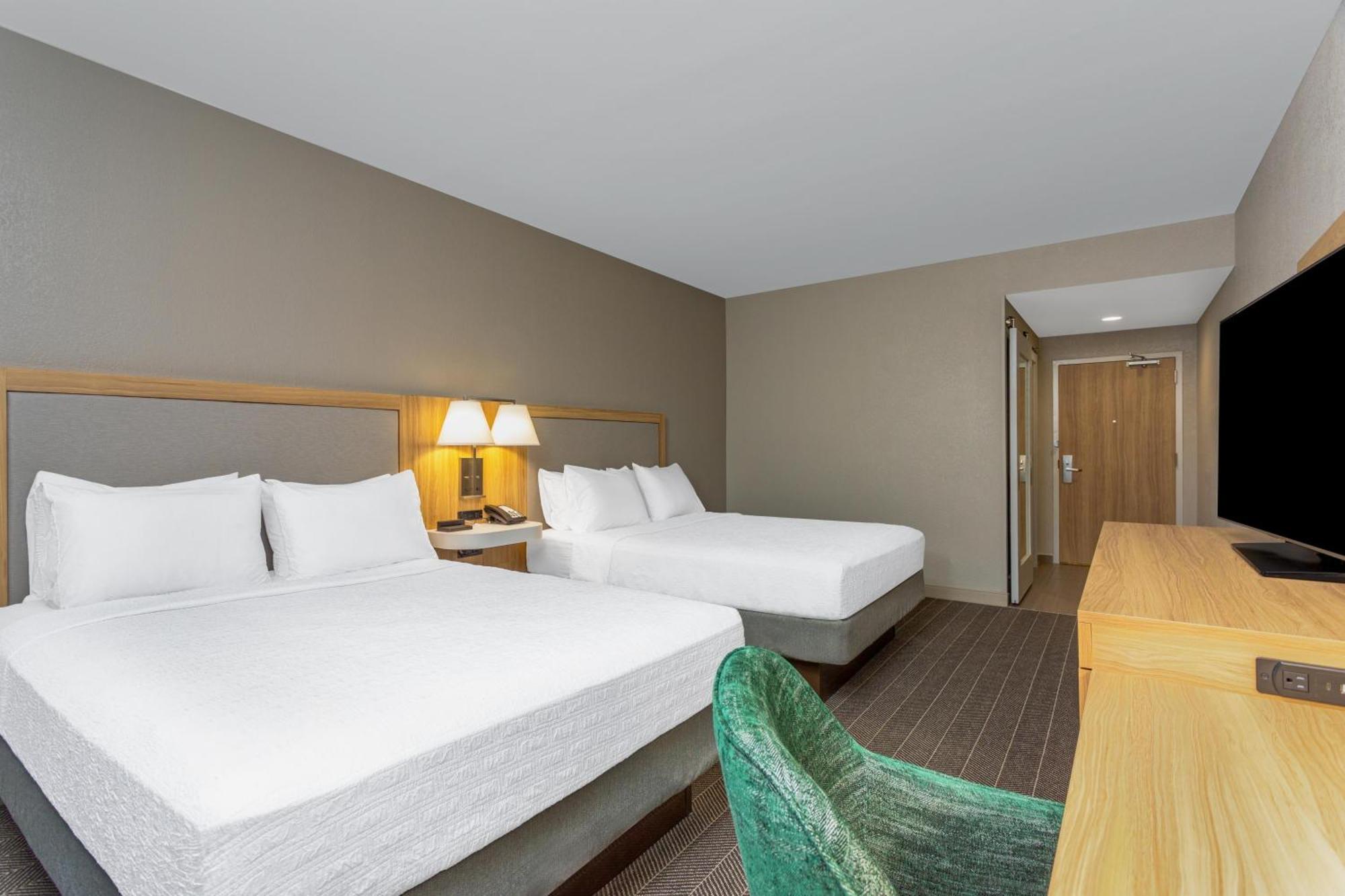 Queen Room with Two Queen Beds - Non-Smoking