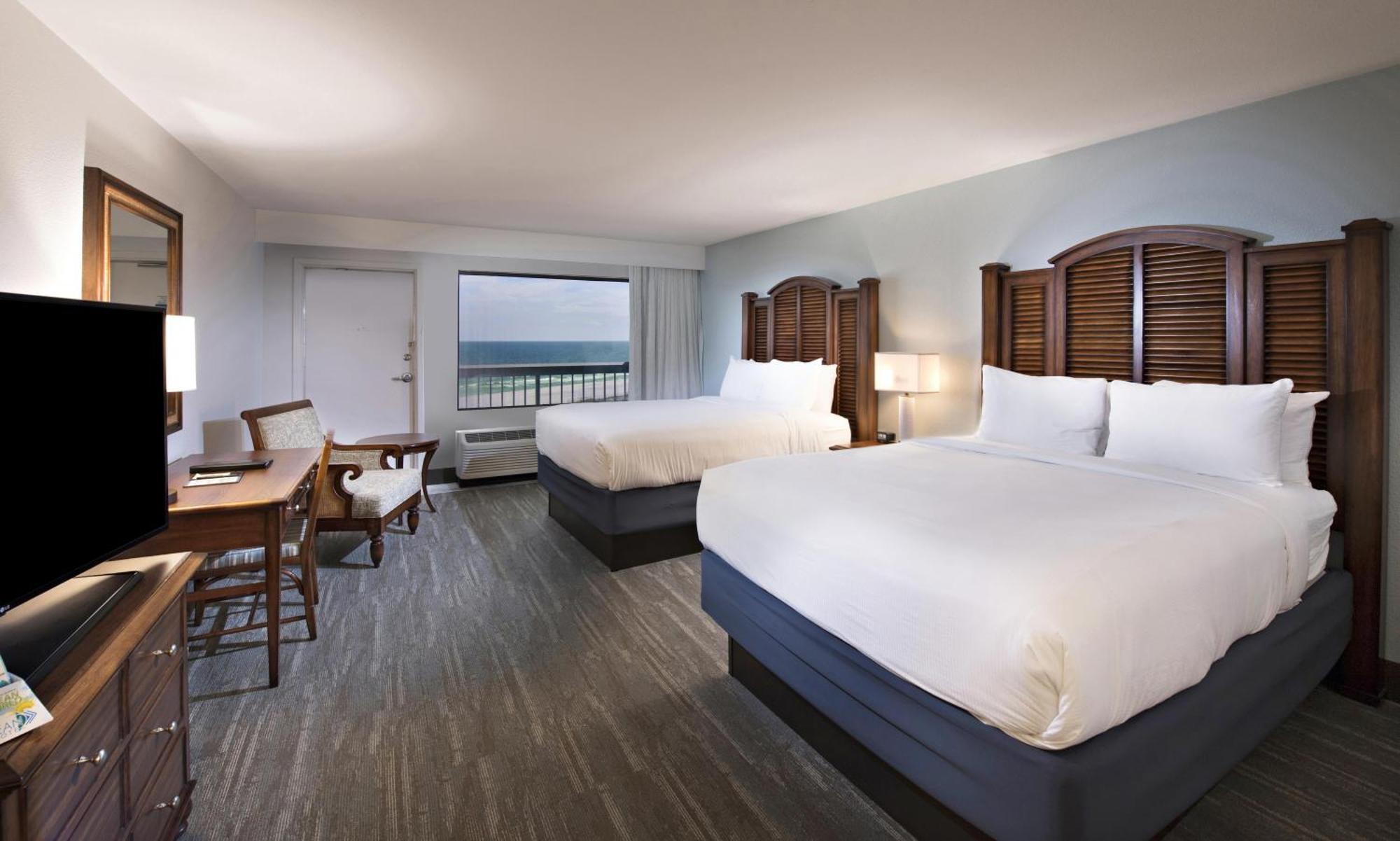Gulf Front Queen Room with Two Queen Beds and Balcony