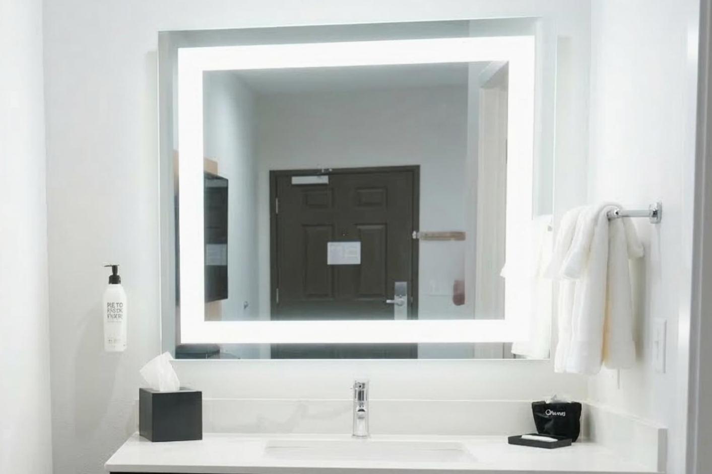 Premium Kitchenette Room with Two Queen Beds- Hearing Accessible