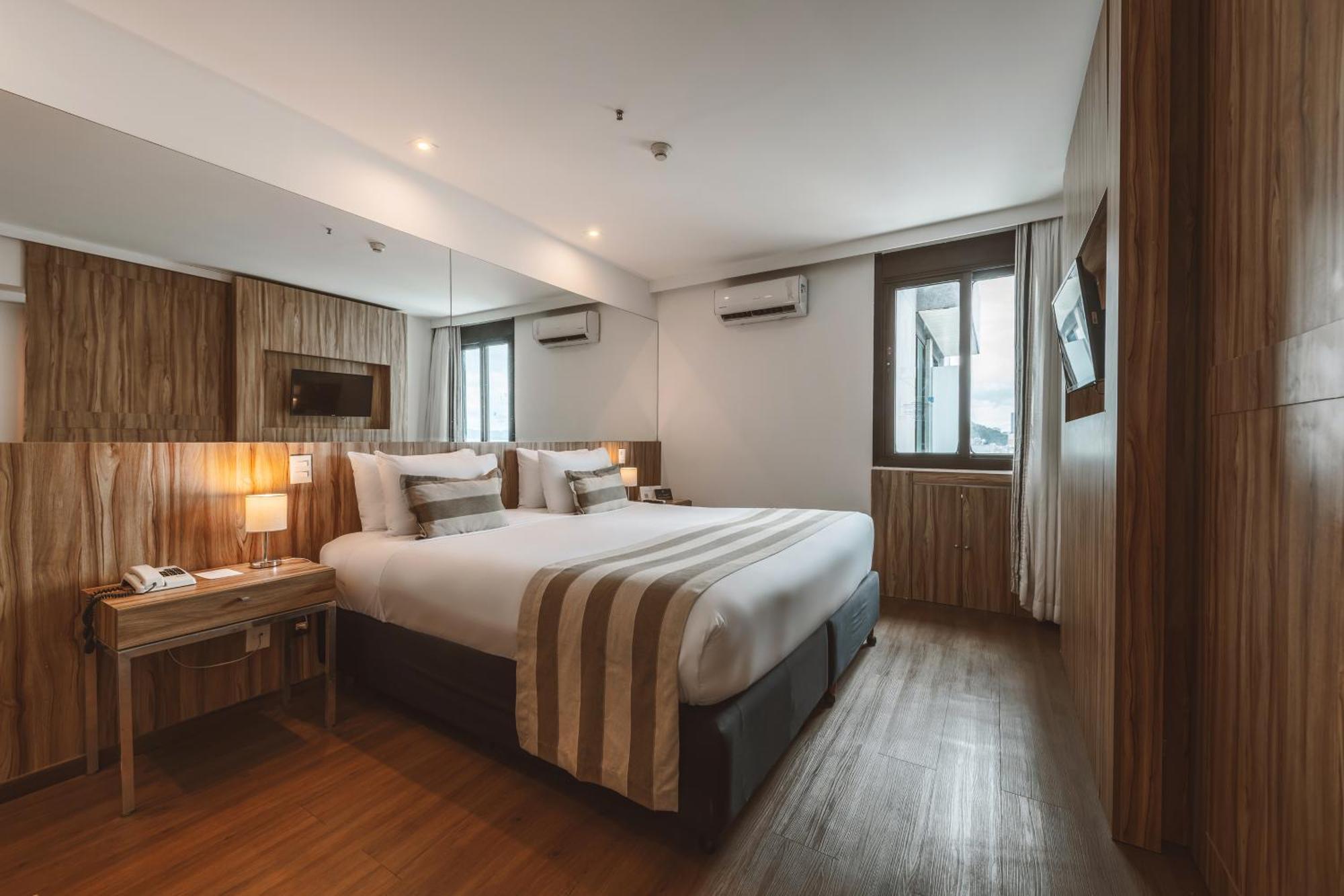Suite met zijdelings uitzicht op zee