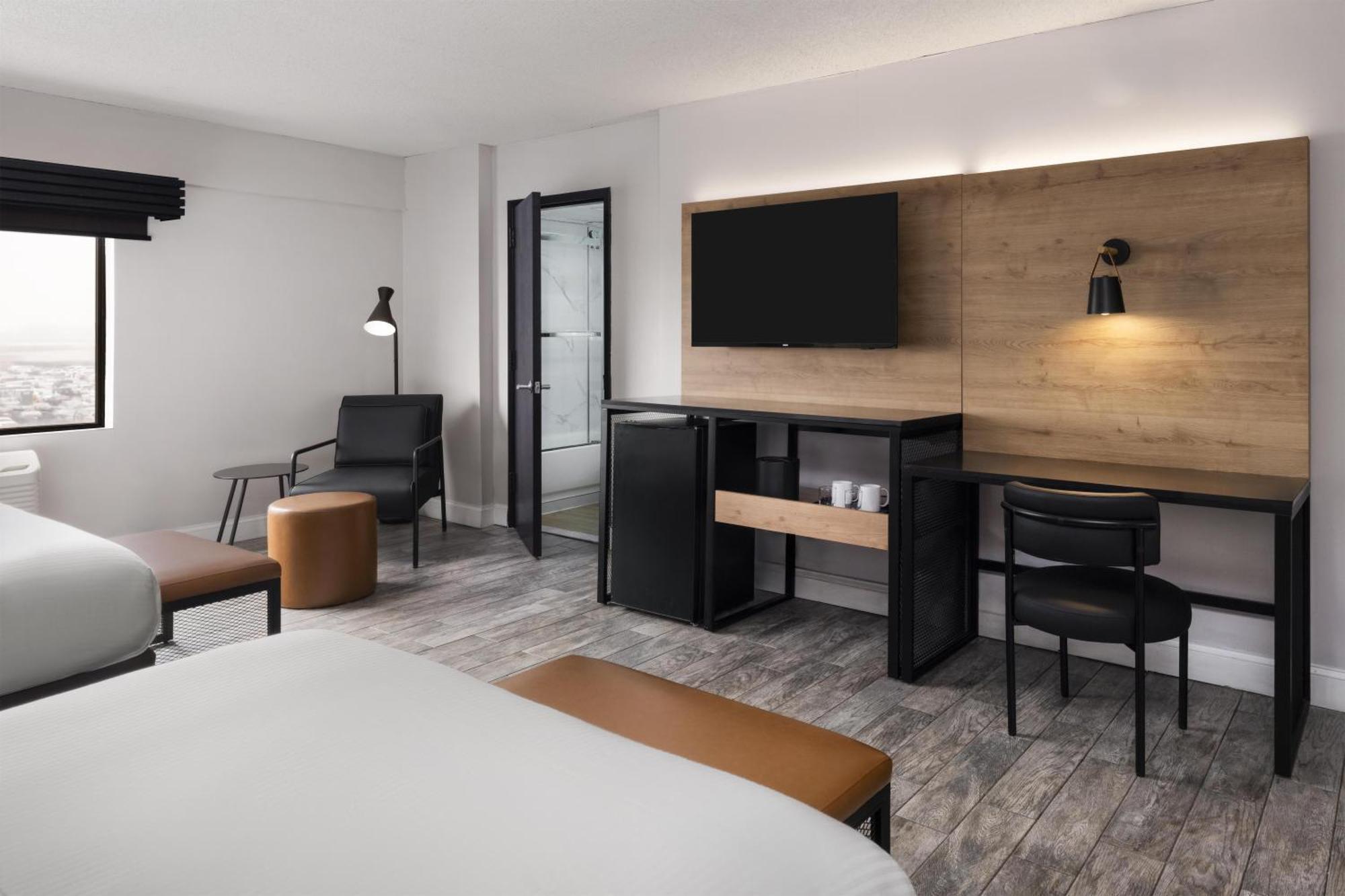 Chambre avec 2 Lits Queen-Size - Vue sur Ville - Non-Fumeurs