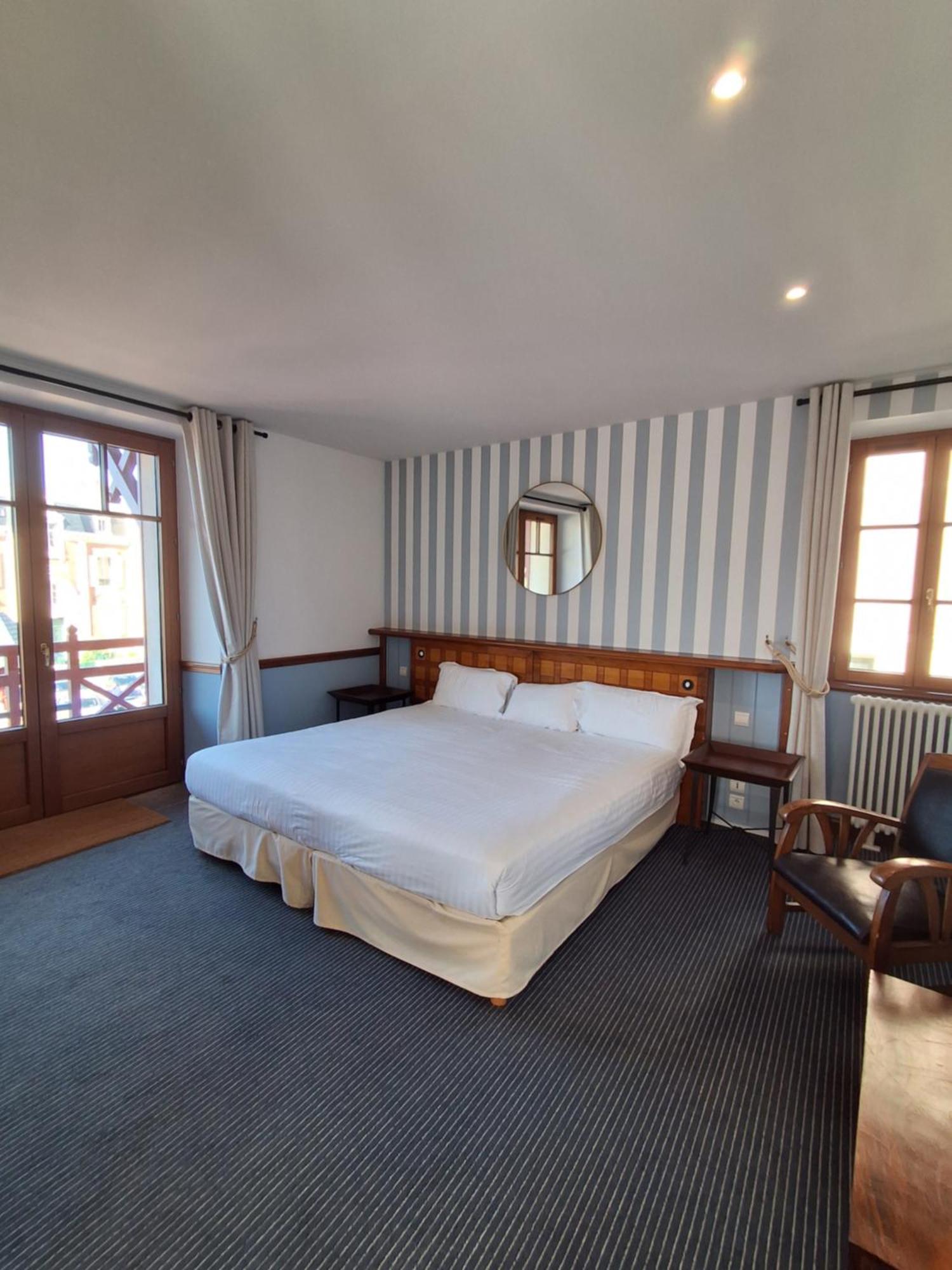 Chambre Lit King-Size Deluxe