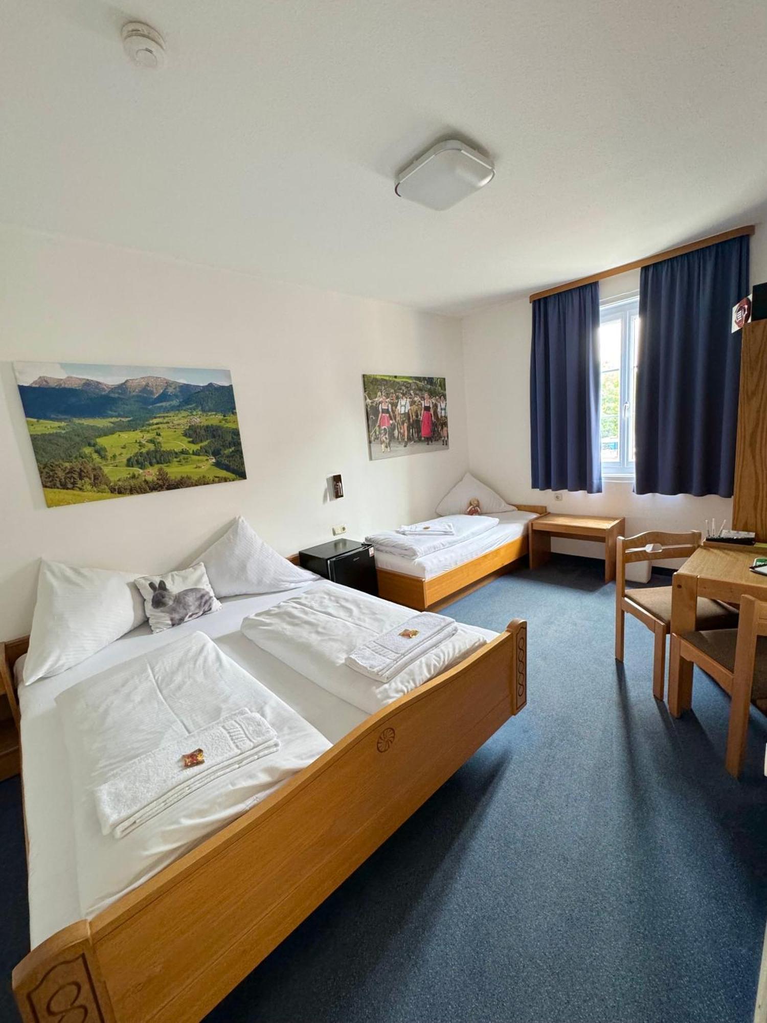 Dreibettzimmer