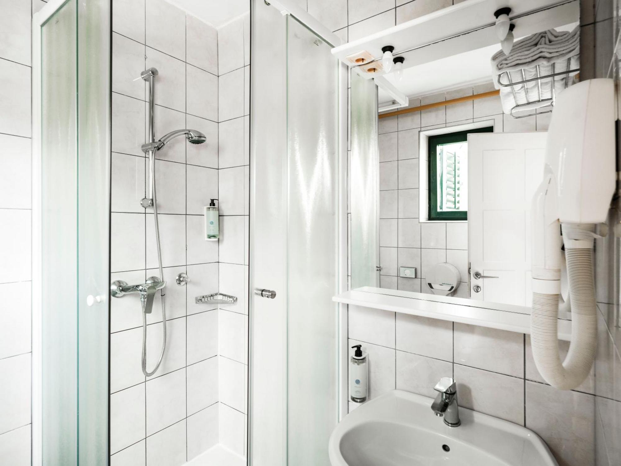 3* Studio (3 Erwachsene)