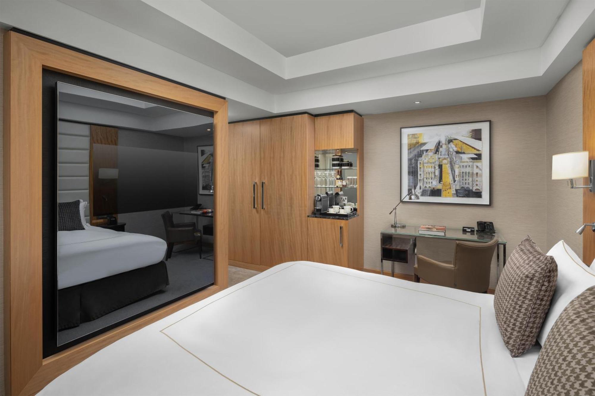 Superior Zimmer mit Kingsize-Bett
