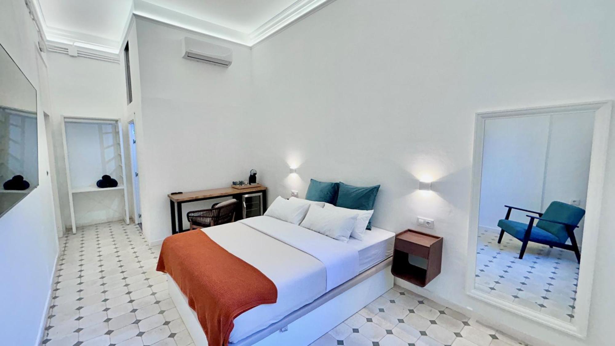 Quarto Duplo com Casa de Banho Privativa