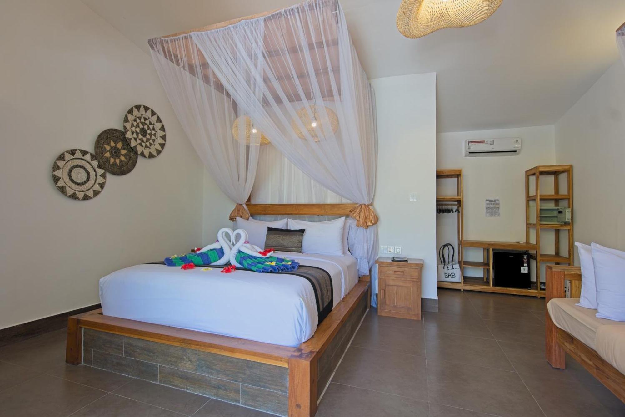 Habitación Triple con balcón