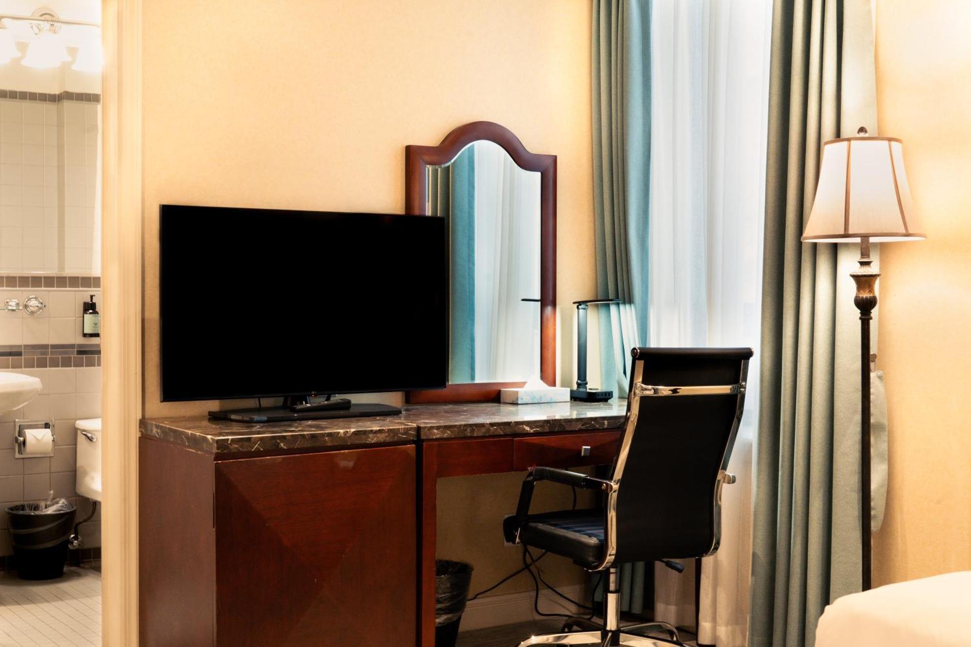 Quarto Twin Standard