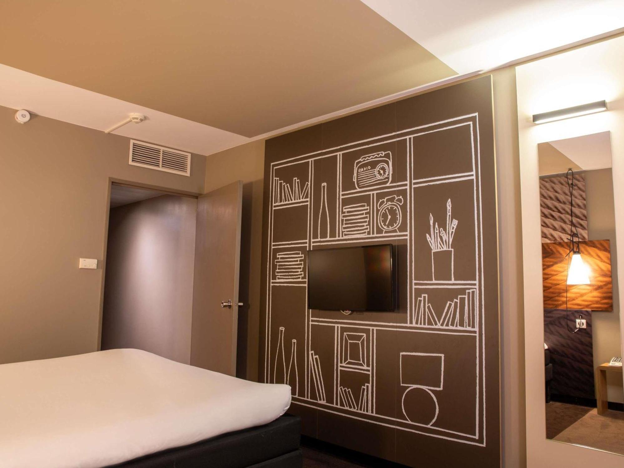 Chambre Double Standard - Accessible aux Personnes à Mobilité Réduite