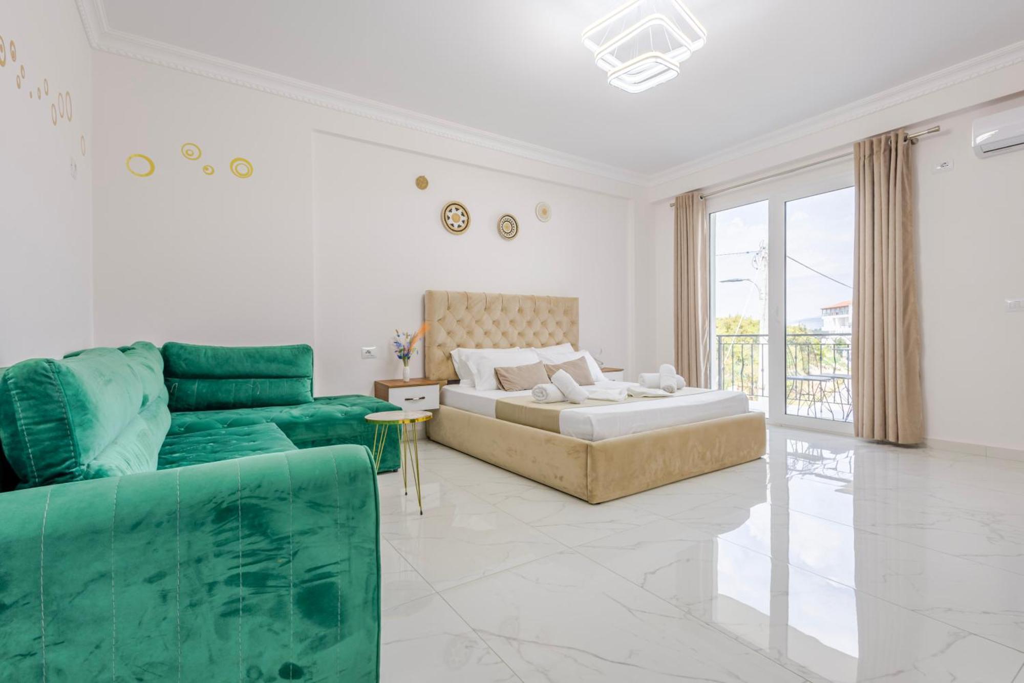 Camera Familiare con Balcone