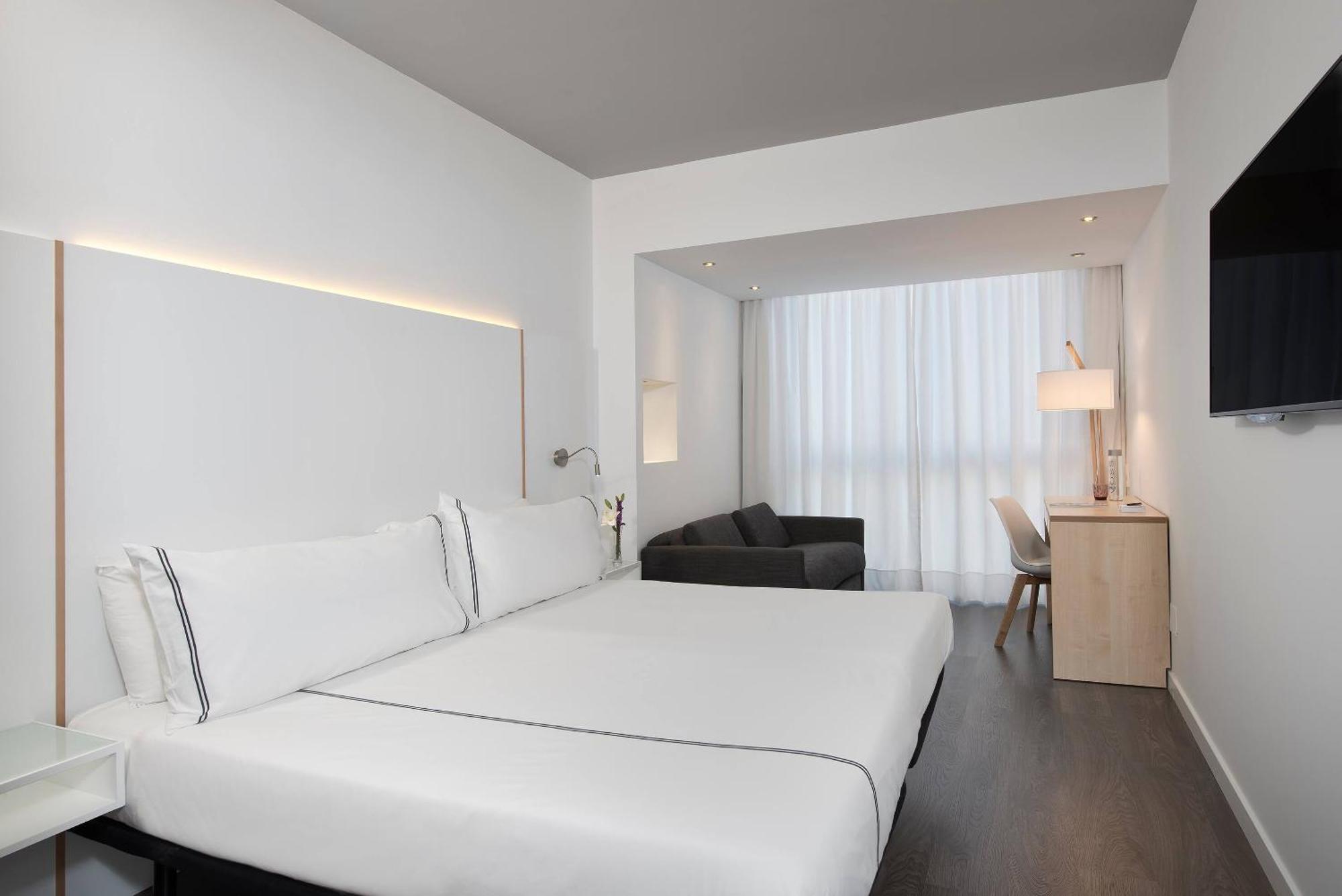 Deluxe Double Room,1769486883:JPEG