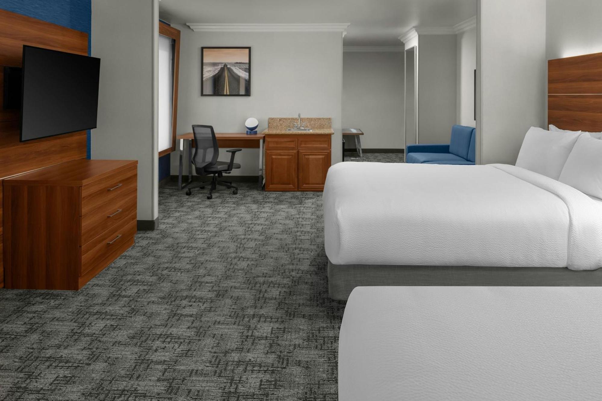 Queen Room with Two Queen Beds