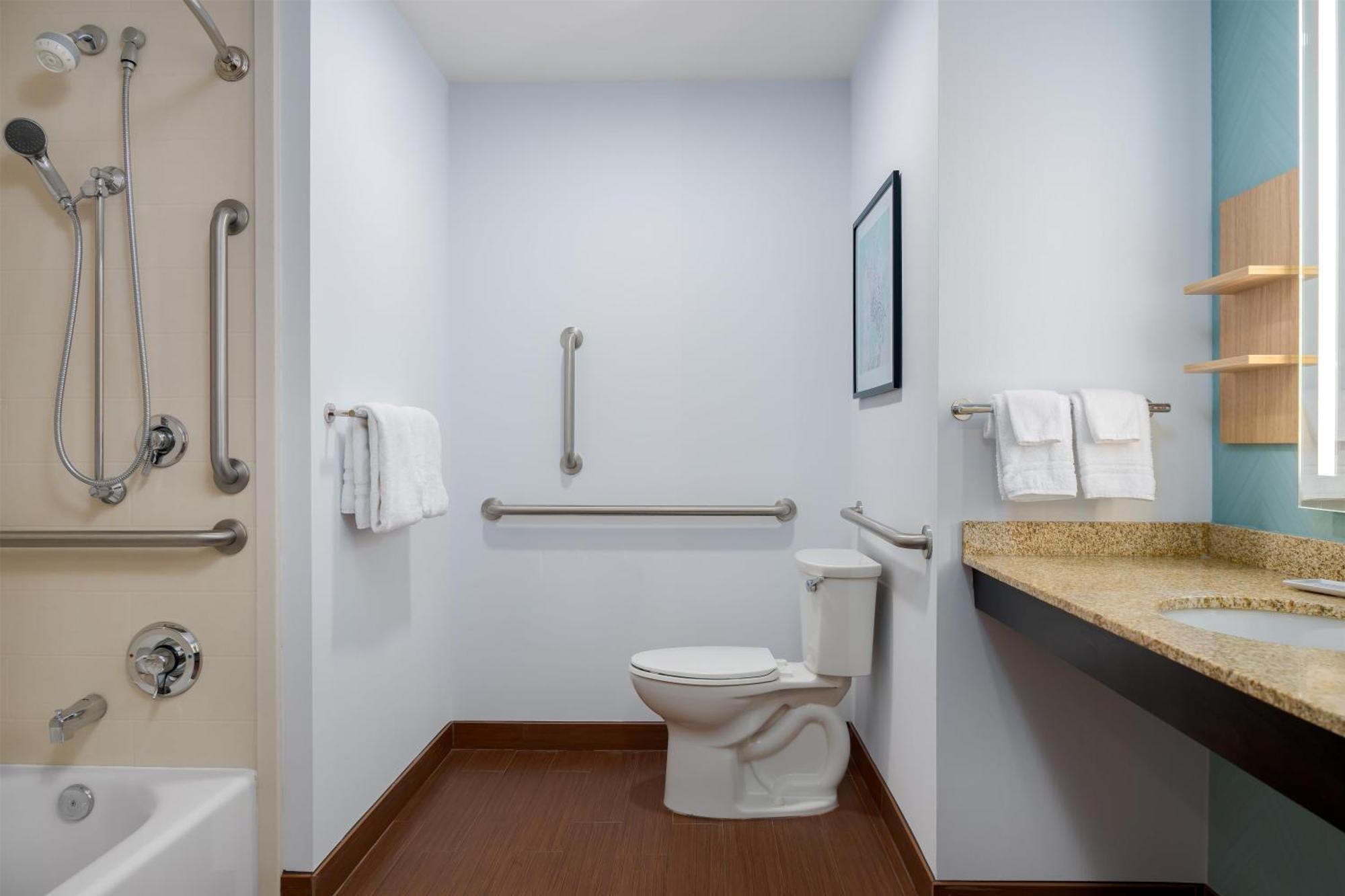 Queen Room with Two Queen Beds - Mobility Access