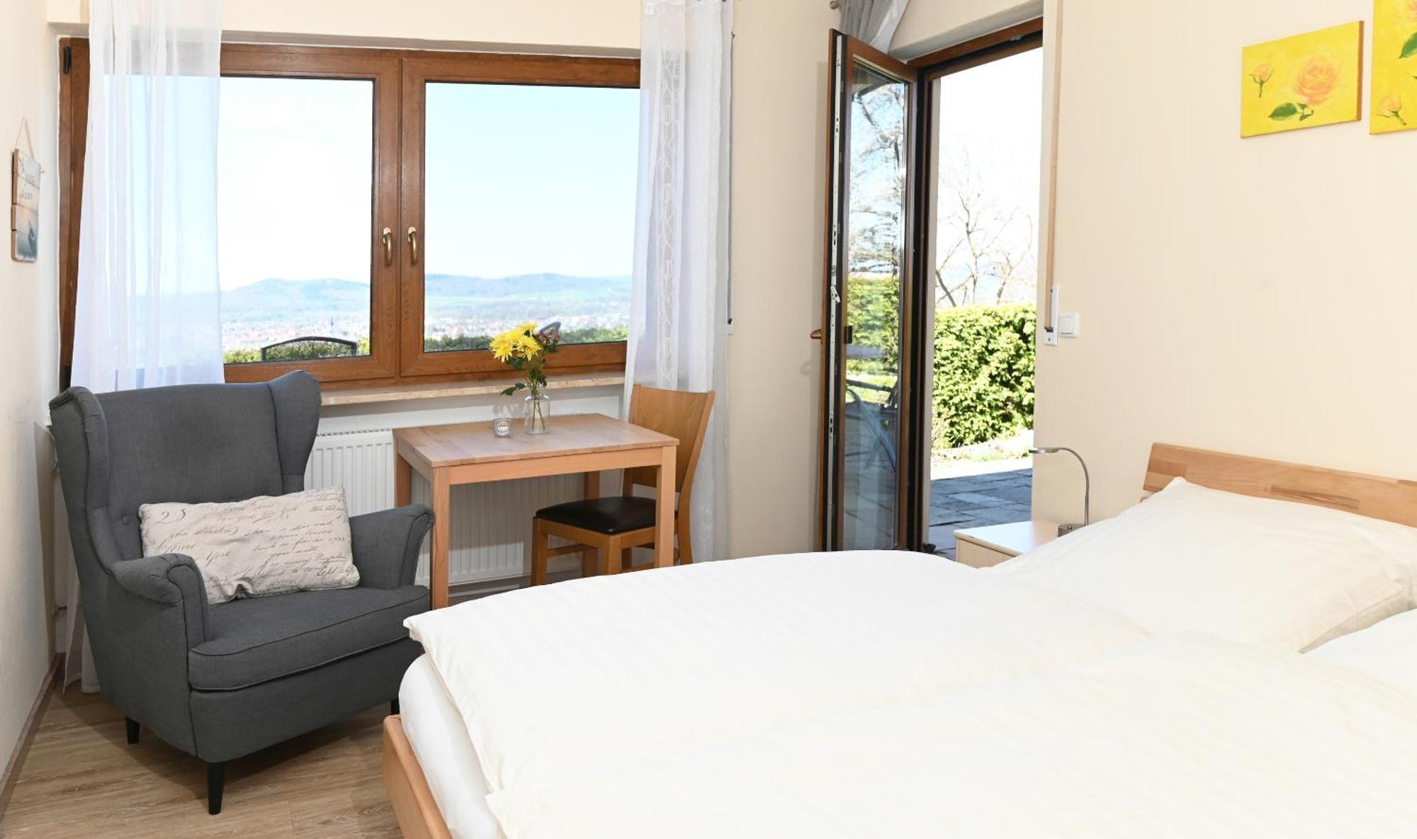 Doppelzimmer mit Terrasse