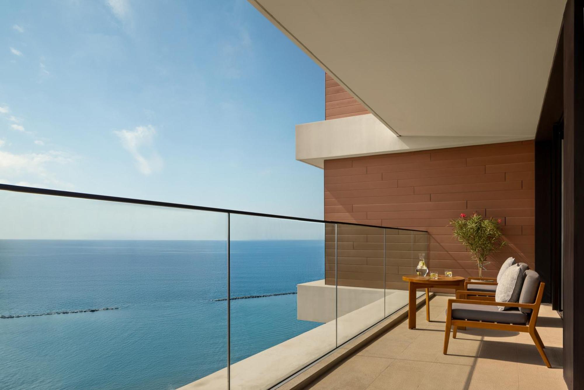 Penthouse Maisonette-Suite mit Meerblick und eigenem Pool (Nur Erwachsene)