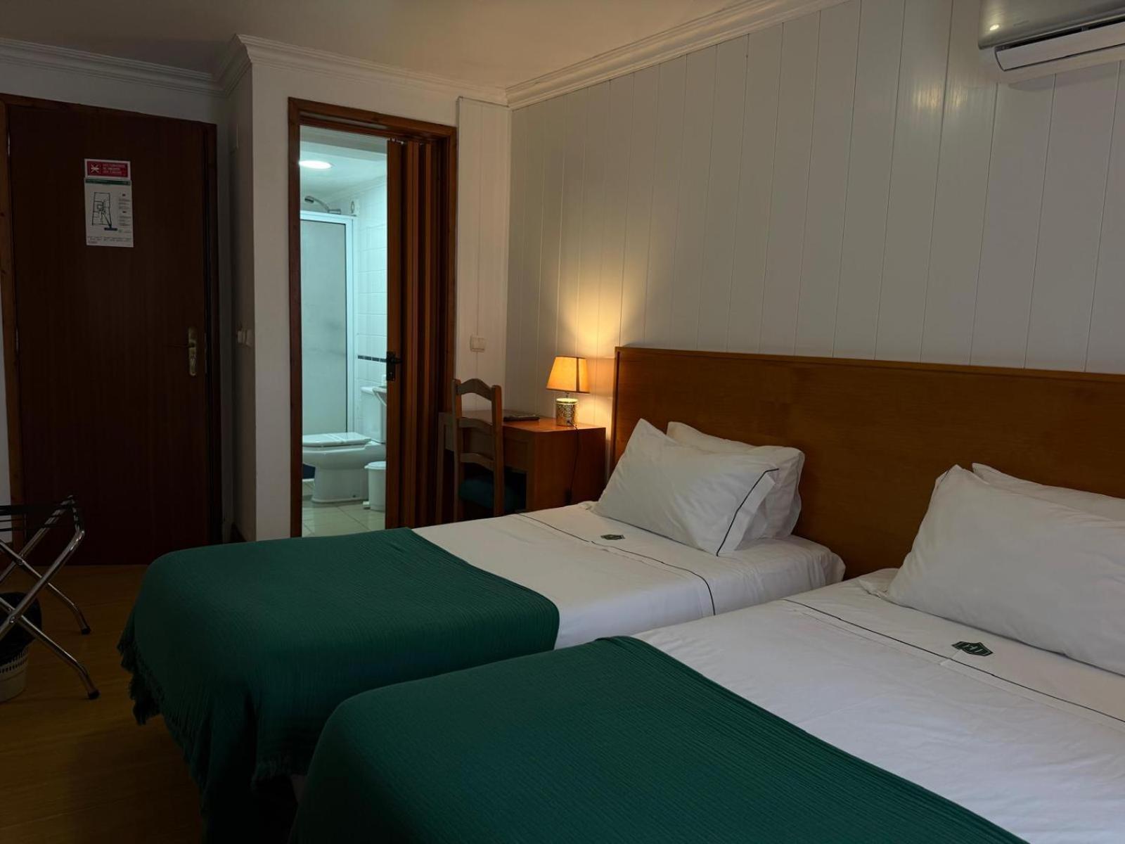 Chambre Double ou Lits Jumeaux