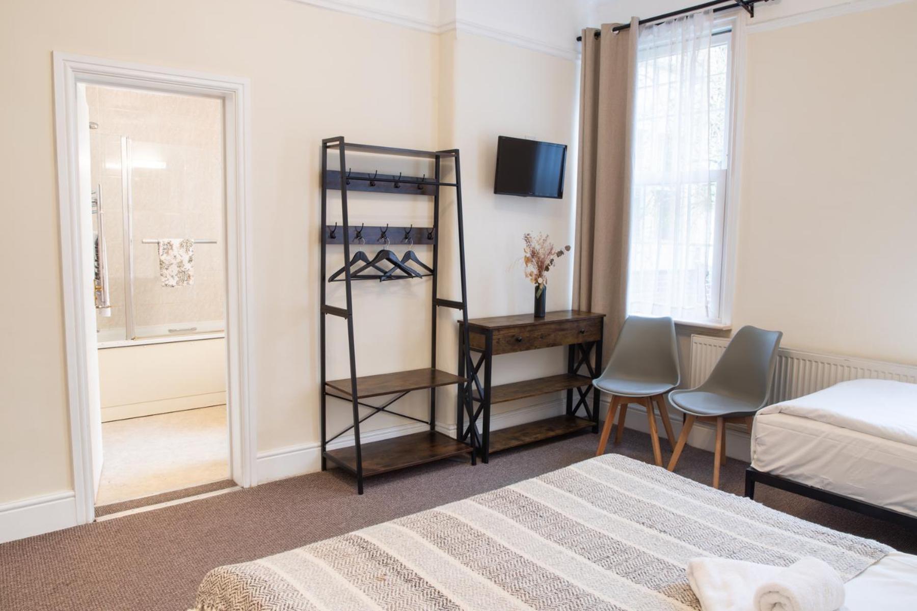 Quarto Familiar com Casa de Banho (4 Adultos)