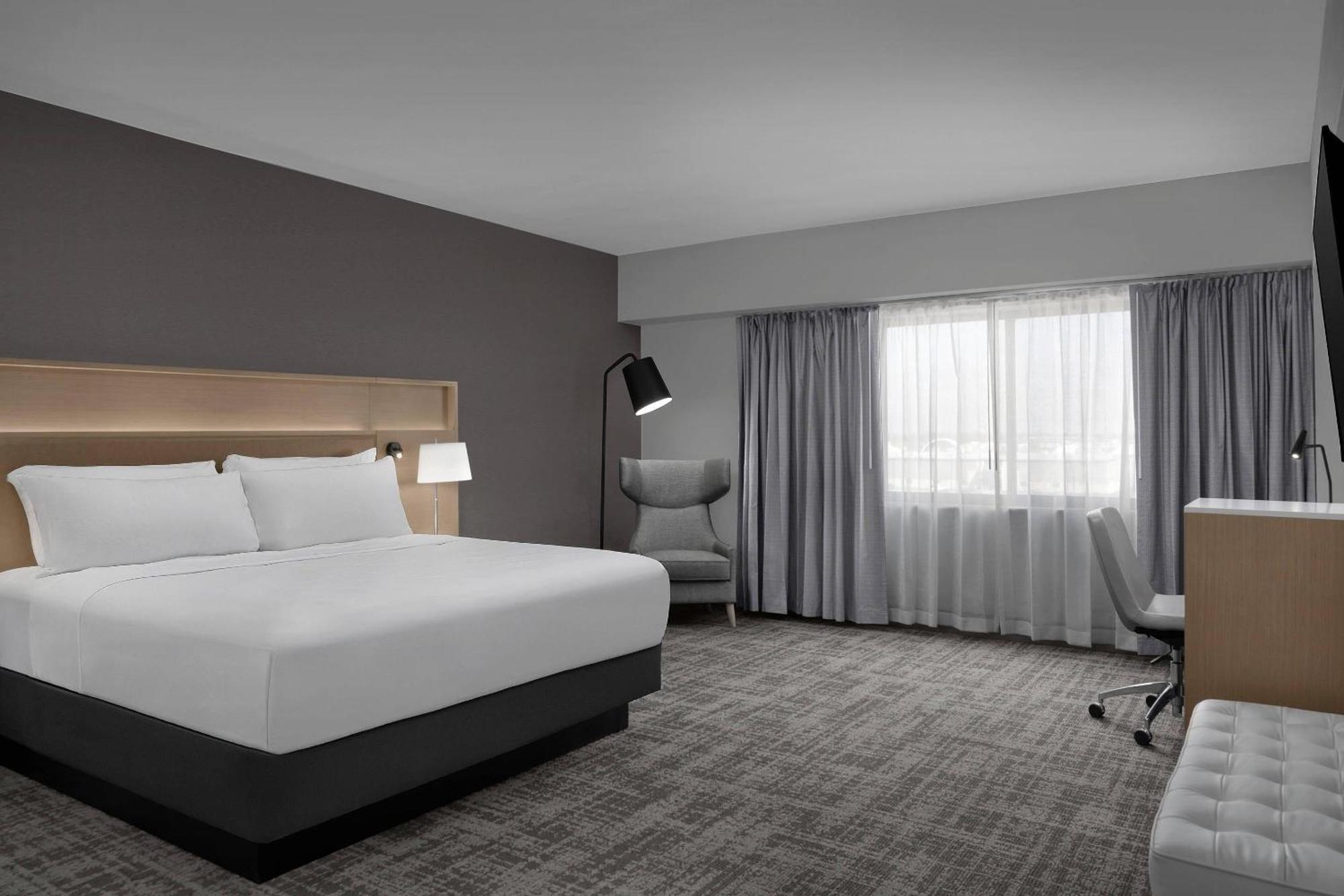 King Room - Disability Access/Non-Smoking
