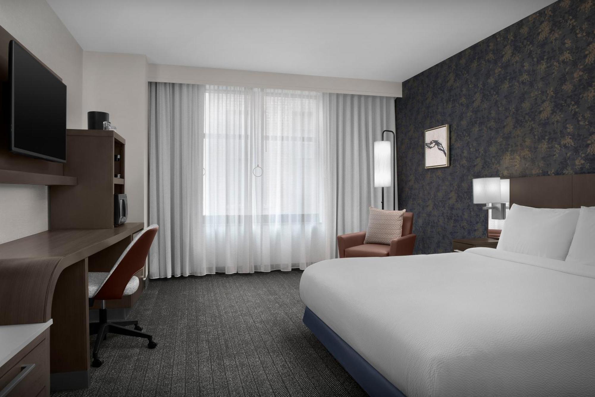 King Room with Sofa Bed