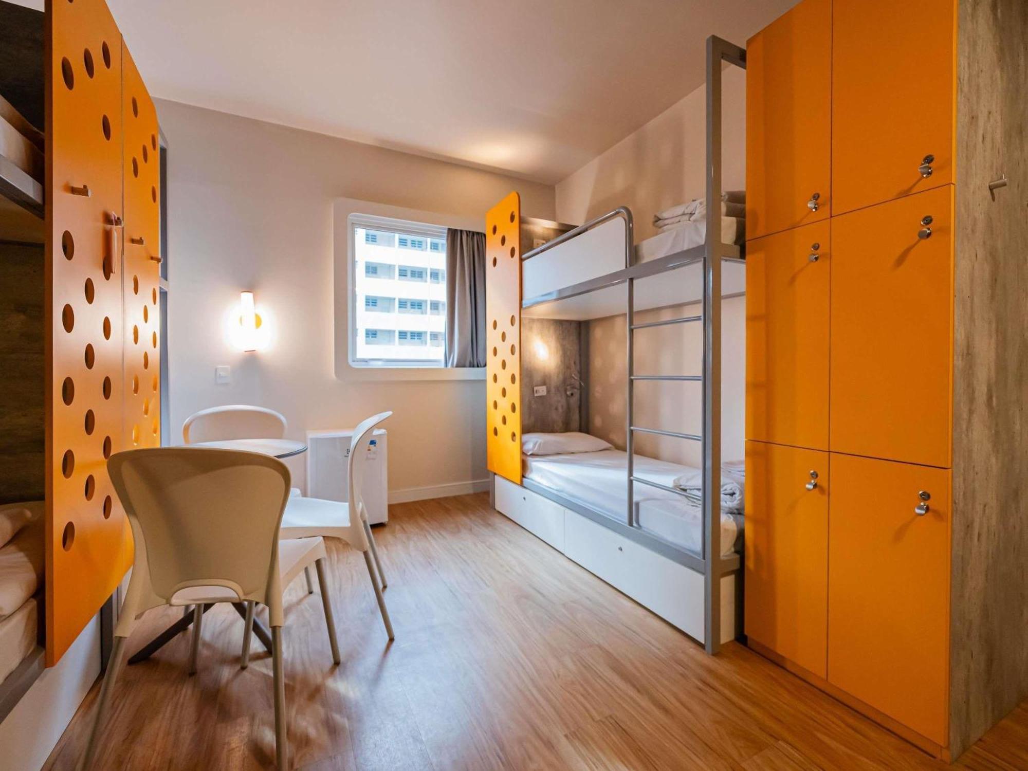 Quarto Família Econômico Superior +