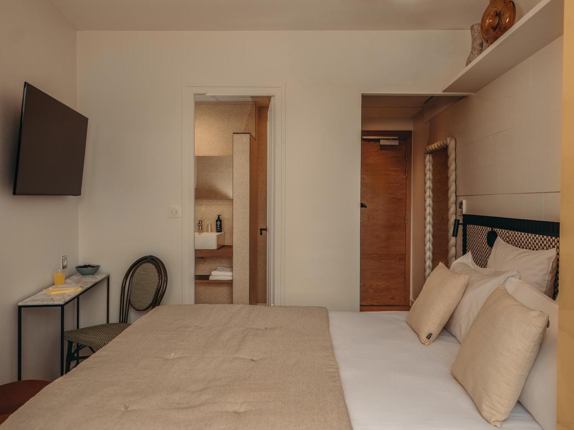 Hébergement Cosy avec Balcon - Vue sur Cour