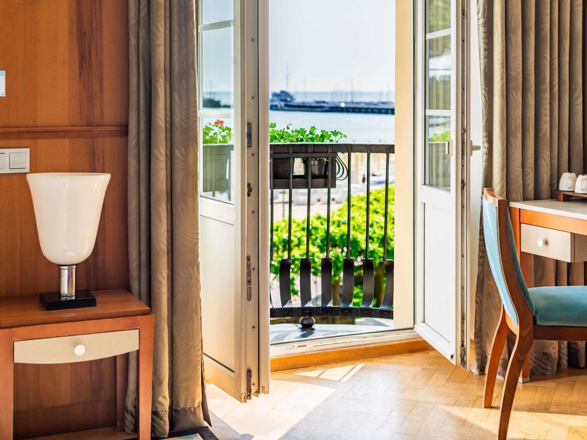 Junior-Doppelsuite mit Balkon – Meerseite