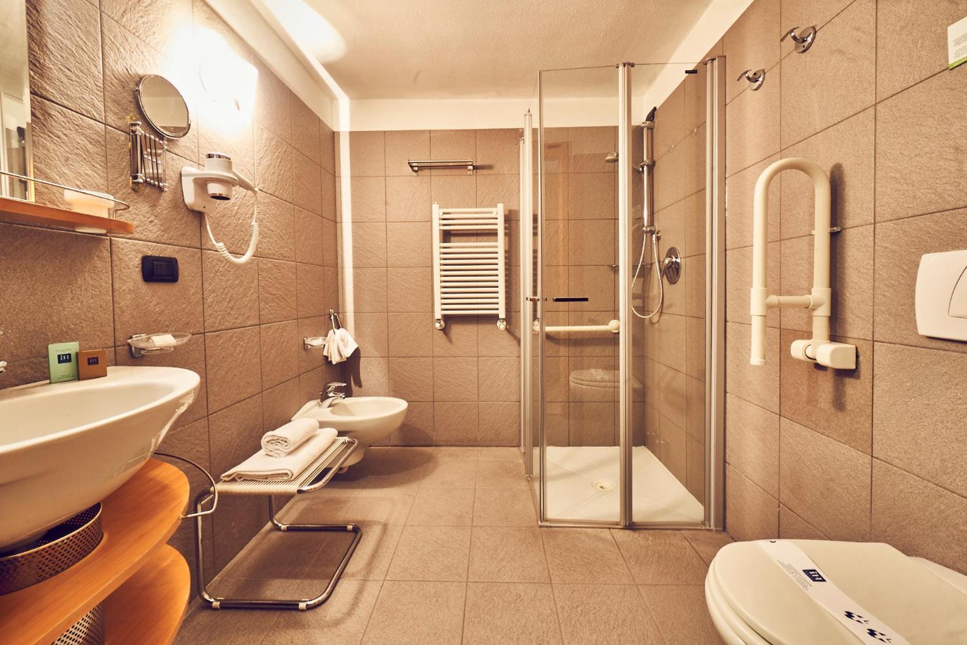 Superior Quadruple Room with SPA Access