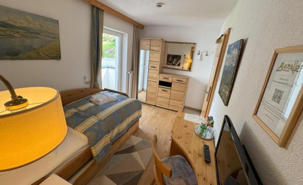 Deluxe Einzelzimmer mit Balkon