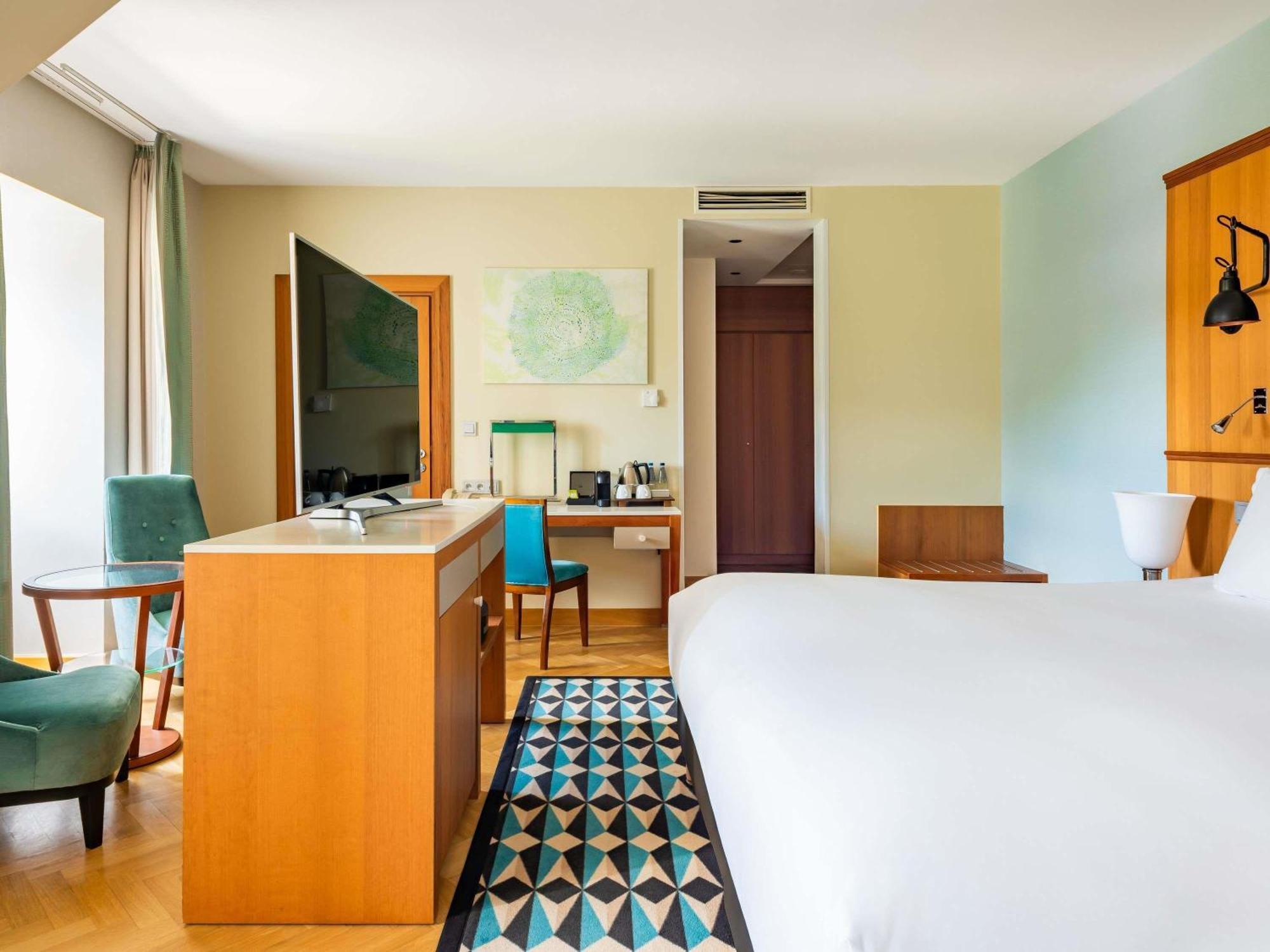 Doppelzimmer Junior Suite – Parkseite