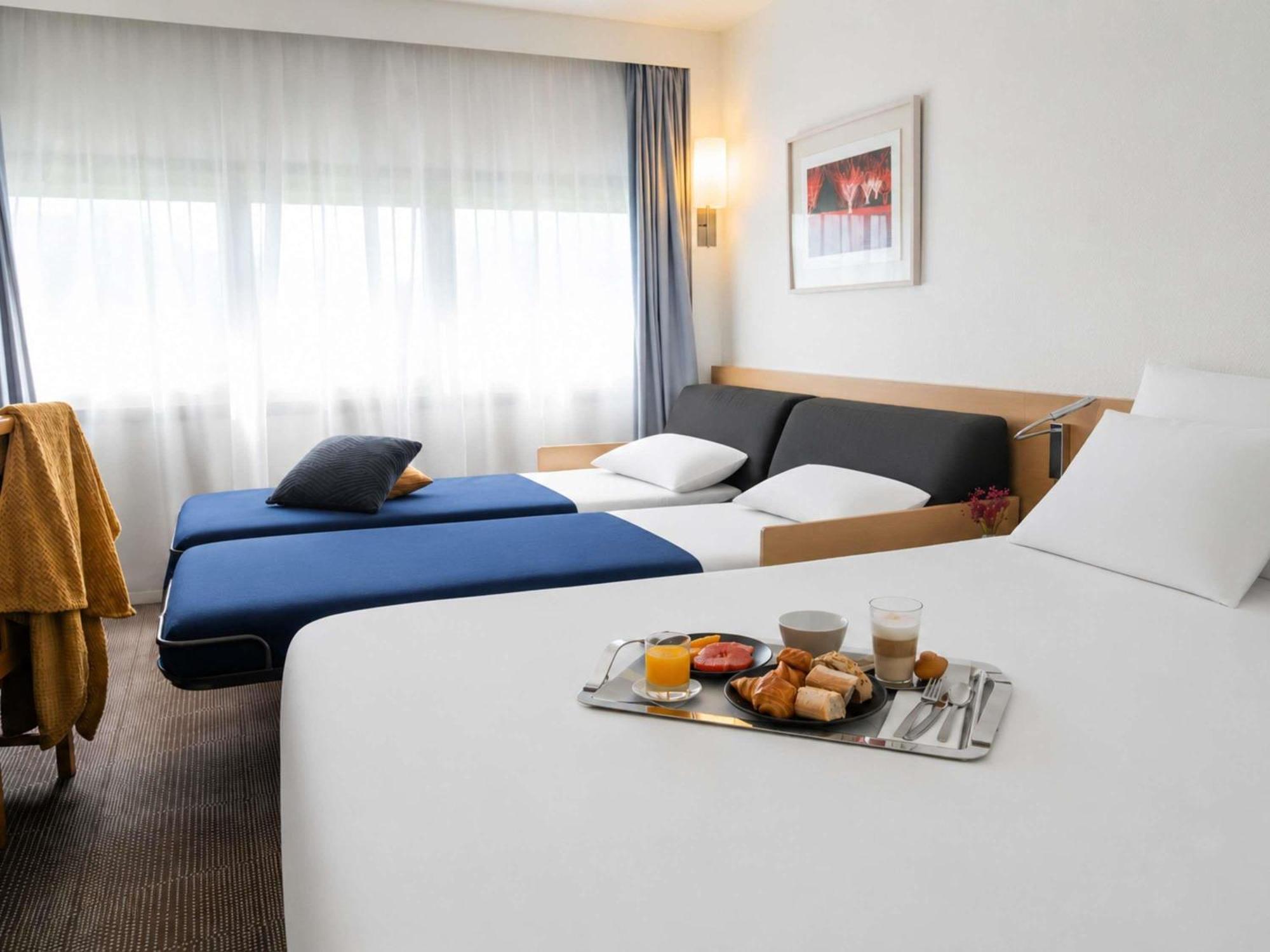 Habitación Doble Clásica con sofá cama doble